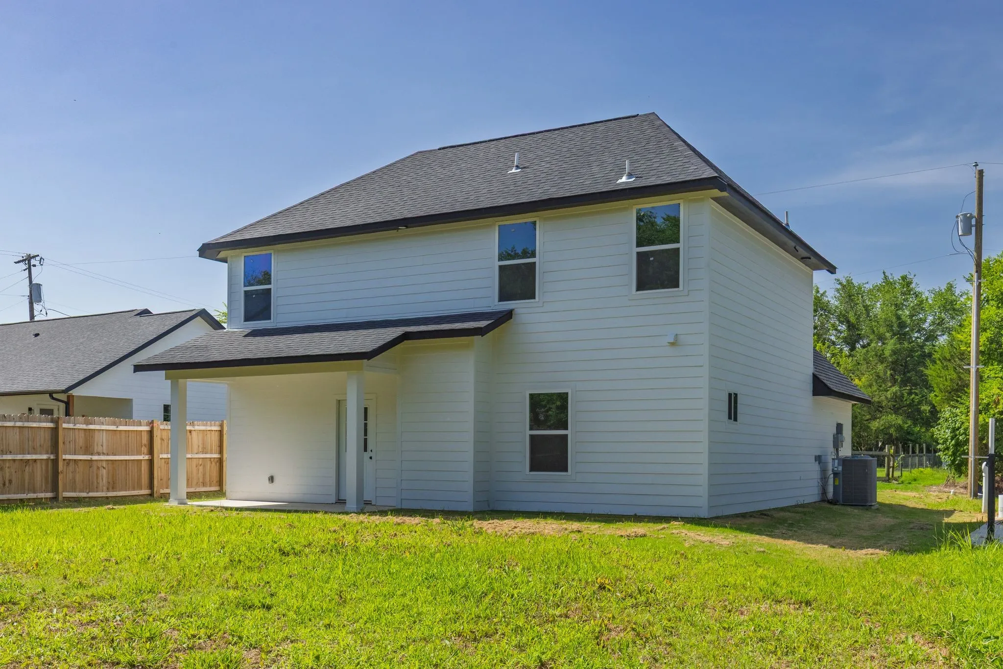 Single Family Residence For Sale in Delta County , 749 E Marshall Avenue, Cooper, Texas 75432, 3 Bedroom, 3 Bathroom, 2 Garage spaces, 1,650 Sqft, built in 2024, New Construction - Complete, mls#21006751, Real Estate Agent in Cooper, Homes For Sale in Delta county, Homes For Sale in Cooper, Realtor in Cooper Texas, Real Estate Brokerage Independent Realty Texas, Luminita Cordes Realtor