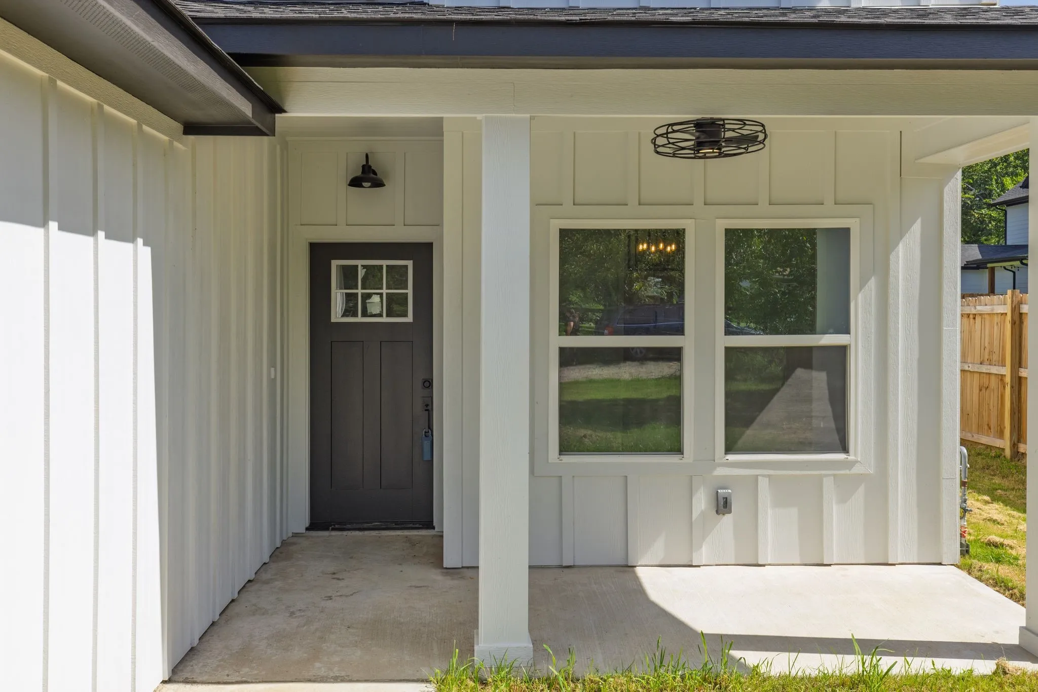 Single Family Residence For Sale in Delta County , 749 E Marshall Avenue, Cooper, Texas 75432, 3 Bedroom, 3 Bathroom, 2 Garage spaces, 1,650 Sqft, built in 2024, New Construction - Complete, mls#21006751, Real Estate Agent in Cooper, Homes For Sale in Delta county, Homes For Sale in Cooper, Realtor in Cooper Texas, Real Estate Brokerage Independent Realty Texas, Luminita Cordes Realtor