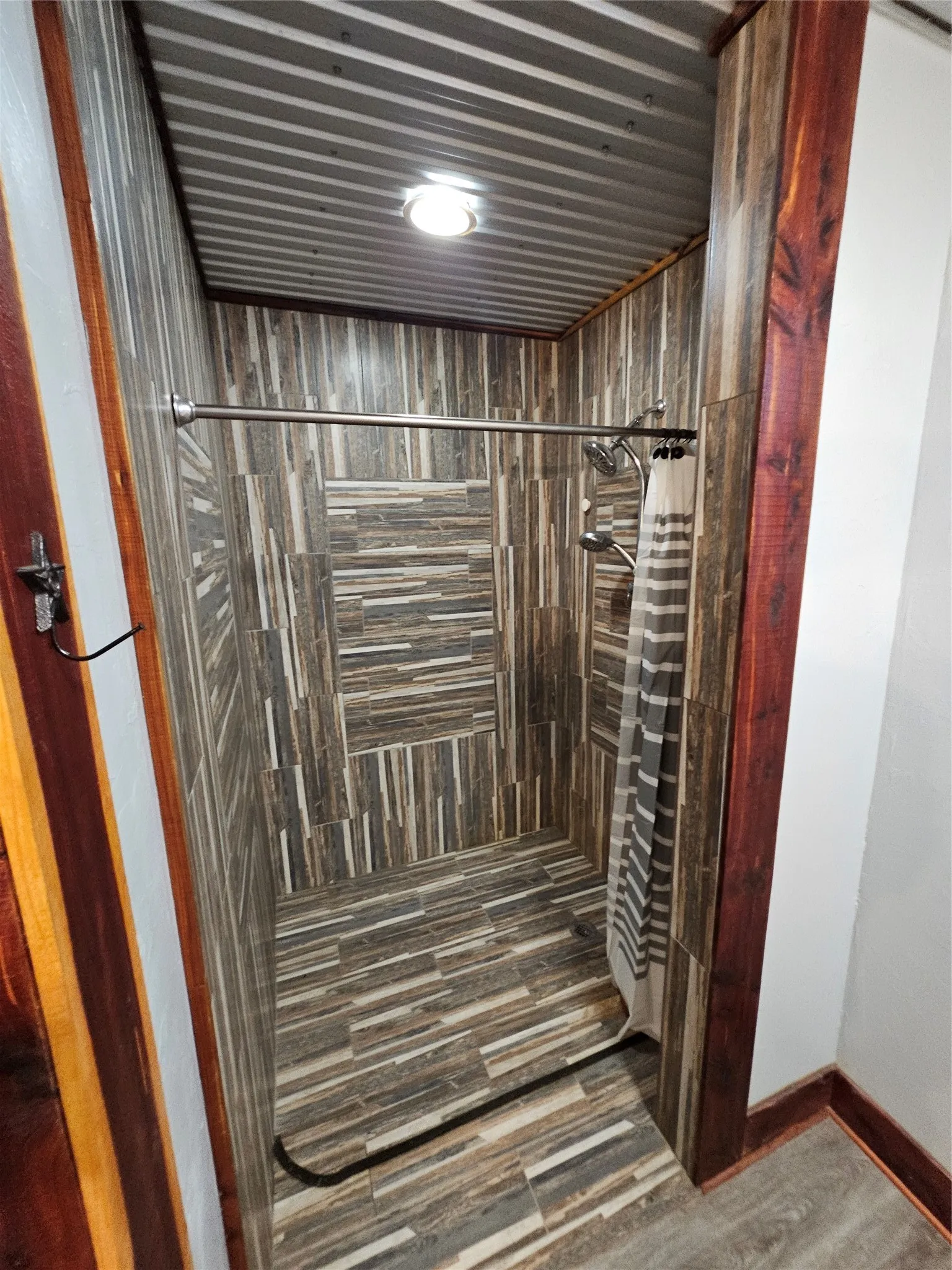 Walk in shower