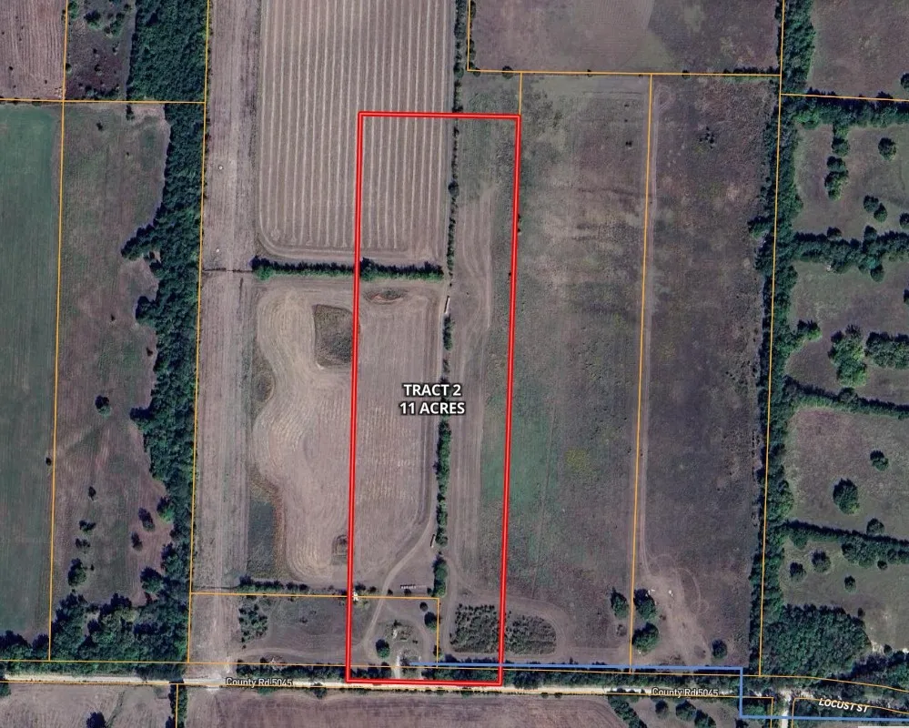 Map / location featuring property parcel outlined