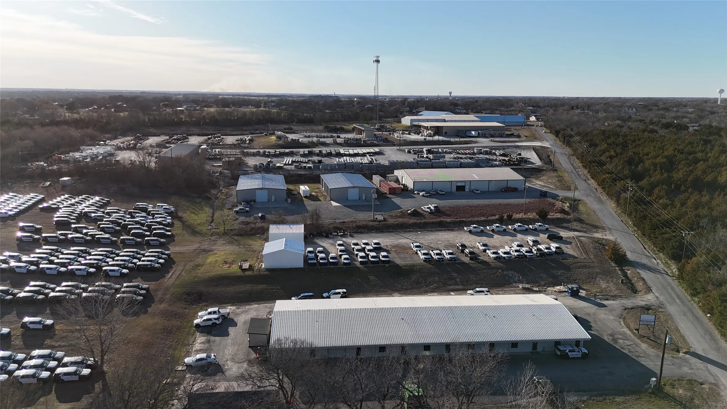 Industrial For Sale in Grayson County , 659 Martin Duke Road, Van Alstyne, Texas 75495, 0, 0, Garage spaces, 0 Sqft, built in 2004, Preowned, Price $3,200,000, mls#21008194, Real Estate Agent in Van Alstyne, Homes For Sale in Grayson county, Homes For Sale in Van Alstyne, Realtor in Van Alstyne Texas, Real Estate Brokerage Independent Realty Texas, Luminita Cordes Realtor