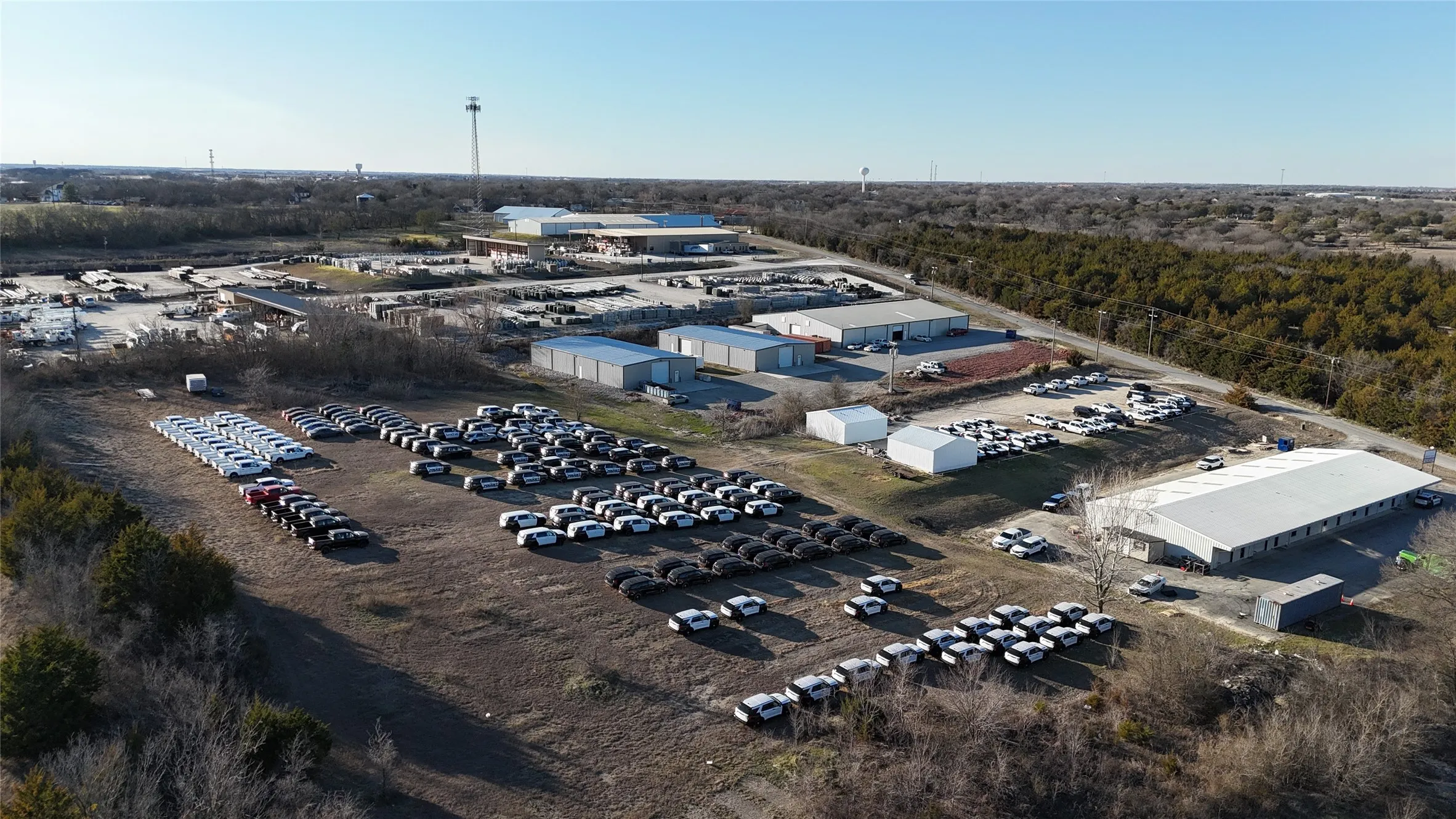Industrial For Sale in Grayson County , 659 Martin Duke Road, Van Alstyne, Texas 75495, 0, 0, Garage spaces, 0 Sqft, built in 2004, Preowned, Price $3,200,000, mls#21008194, Real Estate Agent in Van Alstyne, Homes For Sale in Grayson county, Homes For Sale in Van Alstyne, Realtor in Van Alstyne Texas, Real Estate Brokerage Independent Realty Texas, Luminita Cordes Realtor