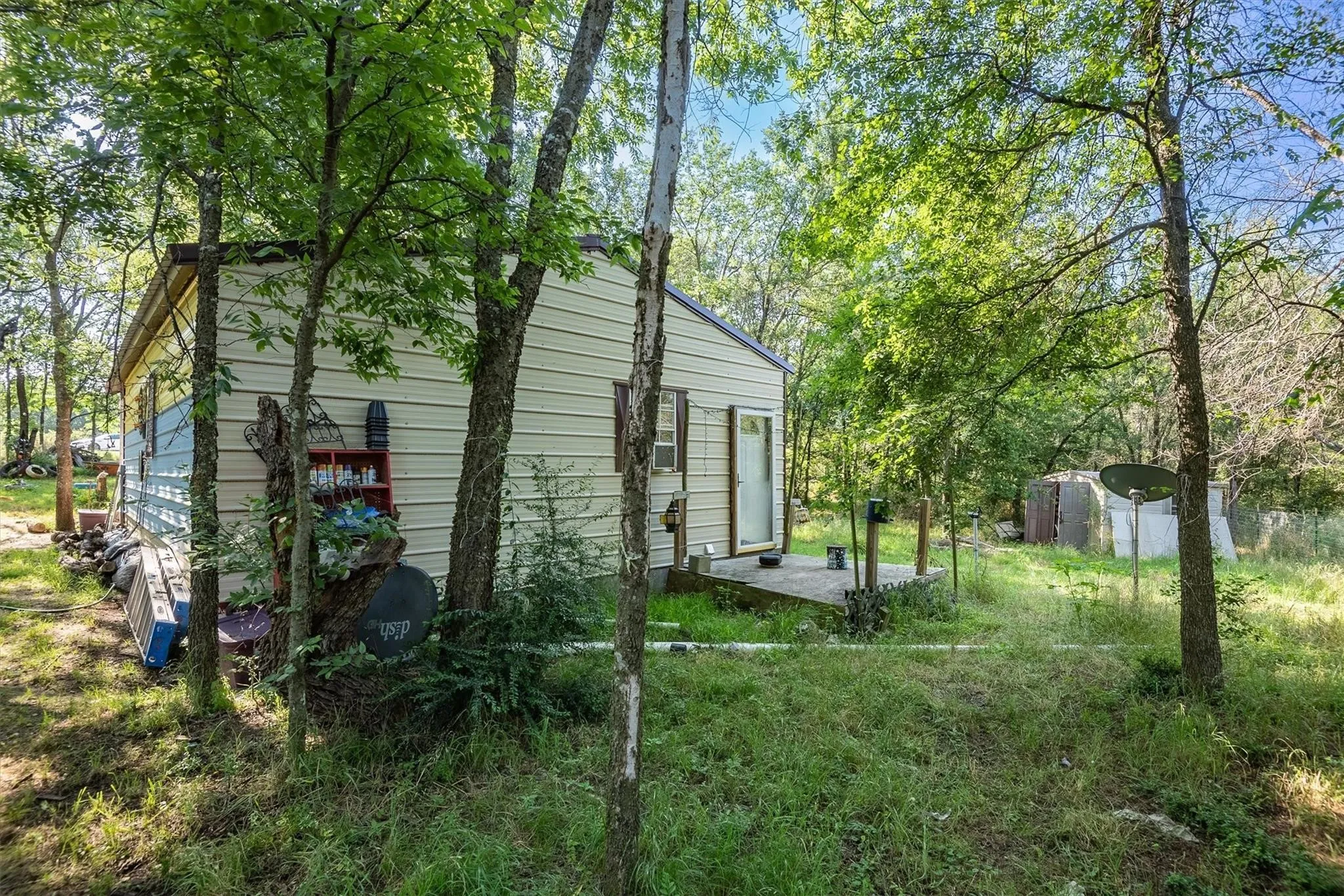 Single Family Residence For Sale in Navarro County , 3090 SW CR 0018, Corsicana, Texas 75110, 1 Bedroom, 1 Bathroom, Garage spaces, 840 Sqft, built in 2013, mls#21005928, Real Estate Agent in Corsicana, Homes For Sale in Navarro county, Homes For Sale in Corsicana, Realtor in Corsicana Texas, Real Estate Brokerage Independent Realty Texas, Luminita Cordes Realtor