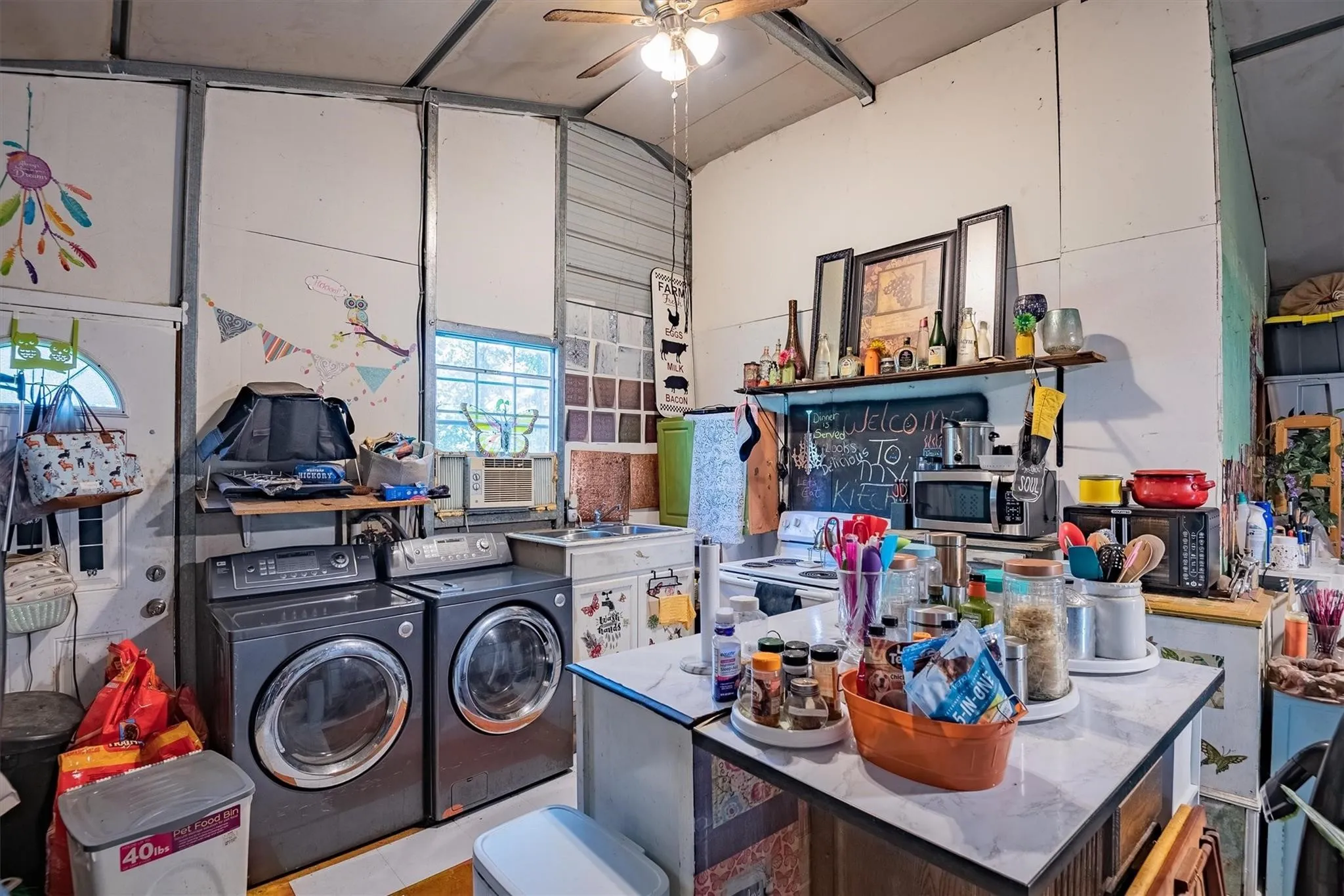 Single Family Residence For Sale in Navarro County , 3090 SW CR 0018, Corsicana, Texas 75110, 1 Bedroom, 1 Bathroom, Garage spaces, 840 Sqft, built in 2013, mls#21005928, Real Estate Agent in Corsicana, Homes For Sale in Navarro county, Homes For Sale in Corsicana, Realtor in Corsicana Texas, Real Estate Brokerage Independent Realty Texas, Luminita Cordes Realtor
