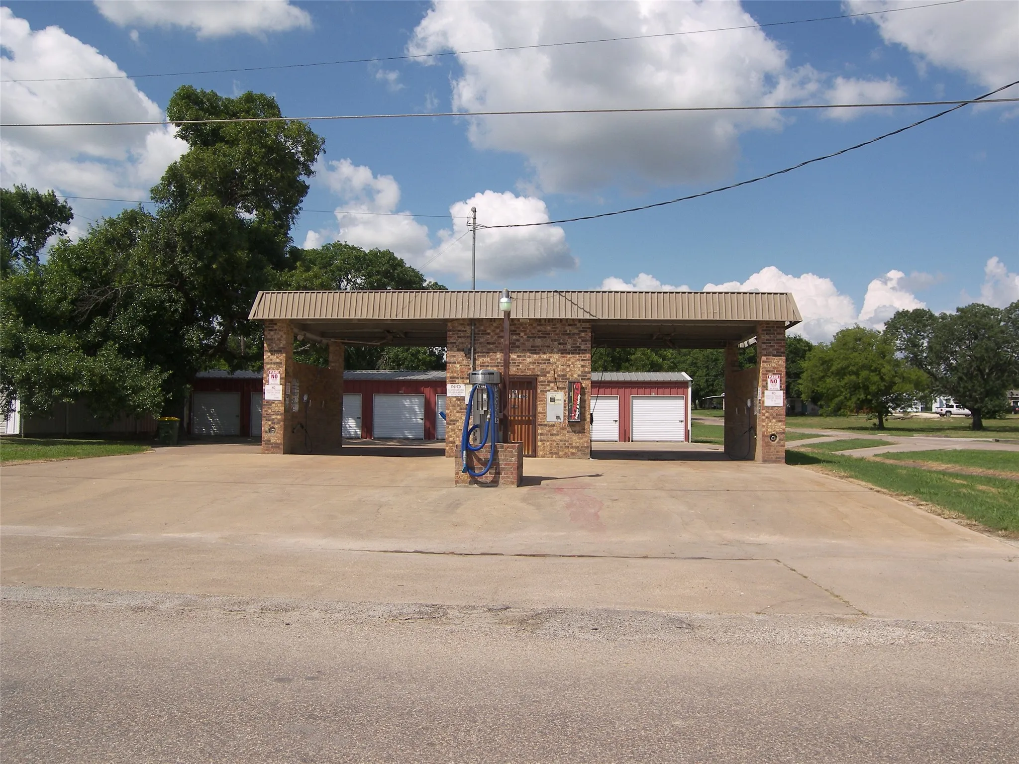 Business For Sale in Johnson County , 109 N Third Street, Godley, Texas 76050, 0, 0, Garage spaces, 0 Sqft, built in 1986, Price $295,500, mls#21009197, Real Estate Agent in Godley, Homes For Sale in Johnson county, Homes For Sale in Godley, Realtor in Godley Texas, Real Estate Brokerage Independent Realty Texas, Luminita Cordes Realtor