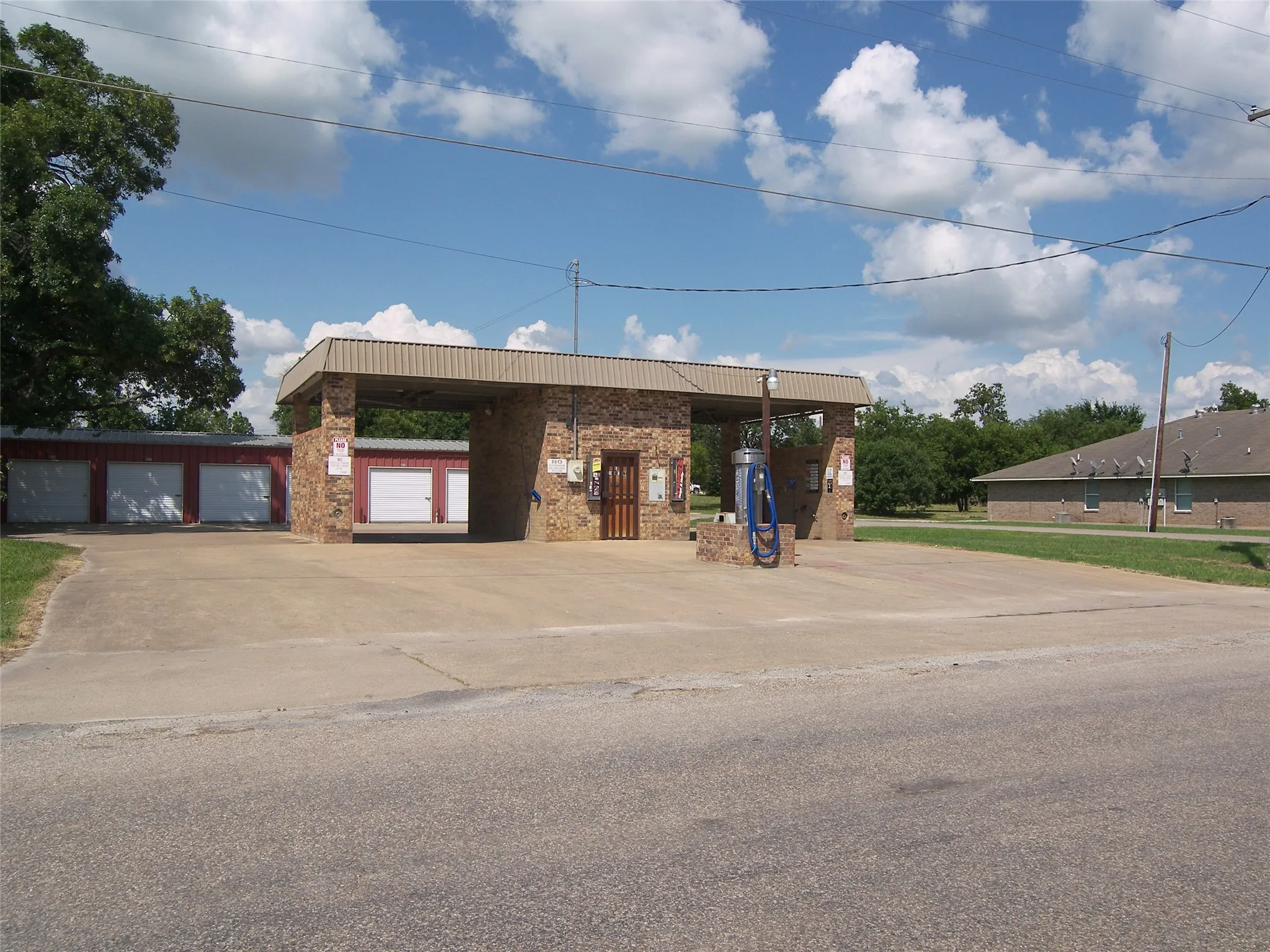 Business For Sale in Johnson County , 109 N Third Street, Godley, Texas 76050, 0, 0, Garage spaces, 0 Sqft, built in 1986, Price $295,500, mls#21009197, Real Estate Agent in Godley, Homes For Sale in Johnson county, Homes For Sale in Godley, Realtor in Godley Texas, Real Estate Brokerage Independent Realty Texas, Luminita Cordes Realtor