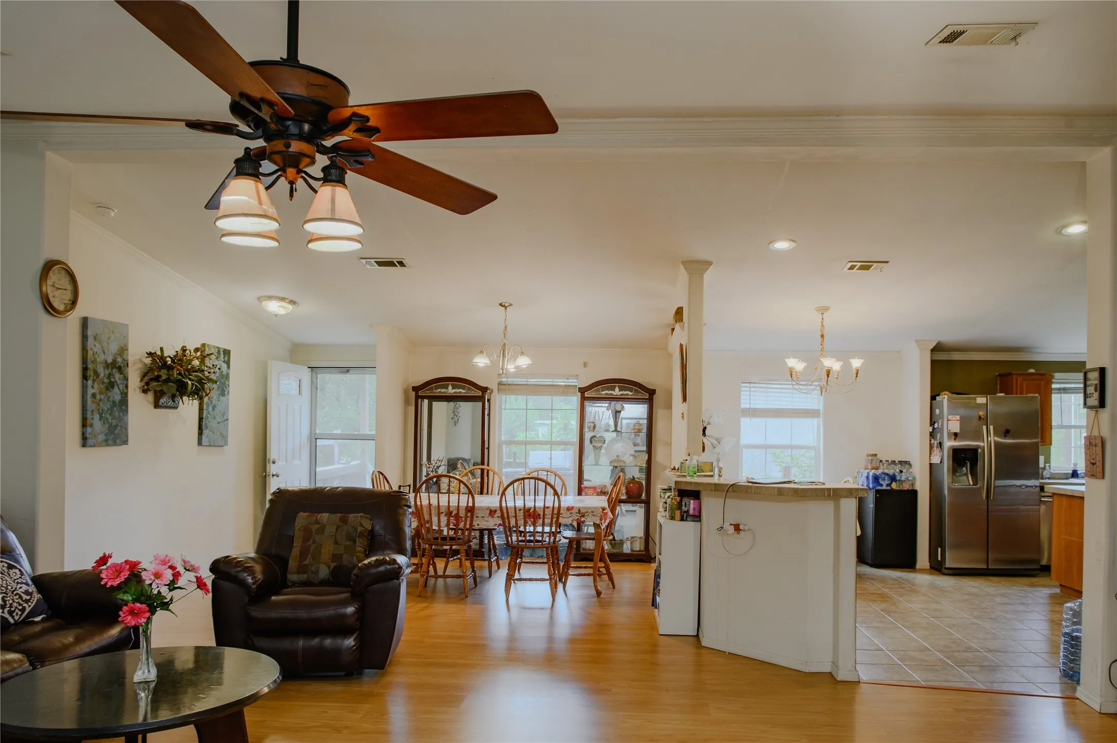 Manufactured Home For Sale in Grayson County , 1468 Cedar Mills Road, Gordonville, Texas 76245, 3 Bedroom, 2 Bathroom, Garage spaces, 2,368 Sqft, built in 2004, Price $314,999, mls#21011483, Real Estate Agent in Gordonville, Homes For Sale in Grayson county, Homes For Sale in Gordonville, Realtor in Gordonville Texas, Real Estate Brokerage Independent Realty Texas, Luminita Cordes Realtor