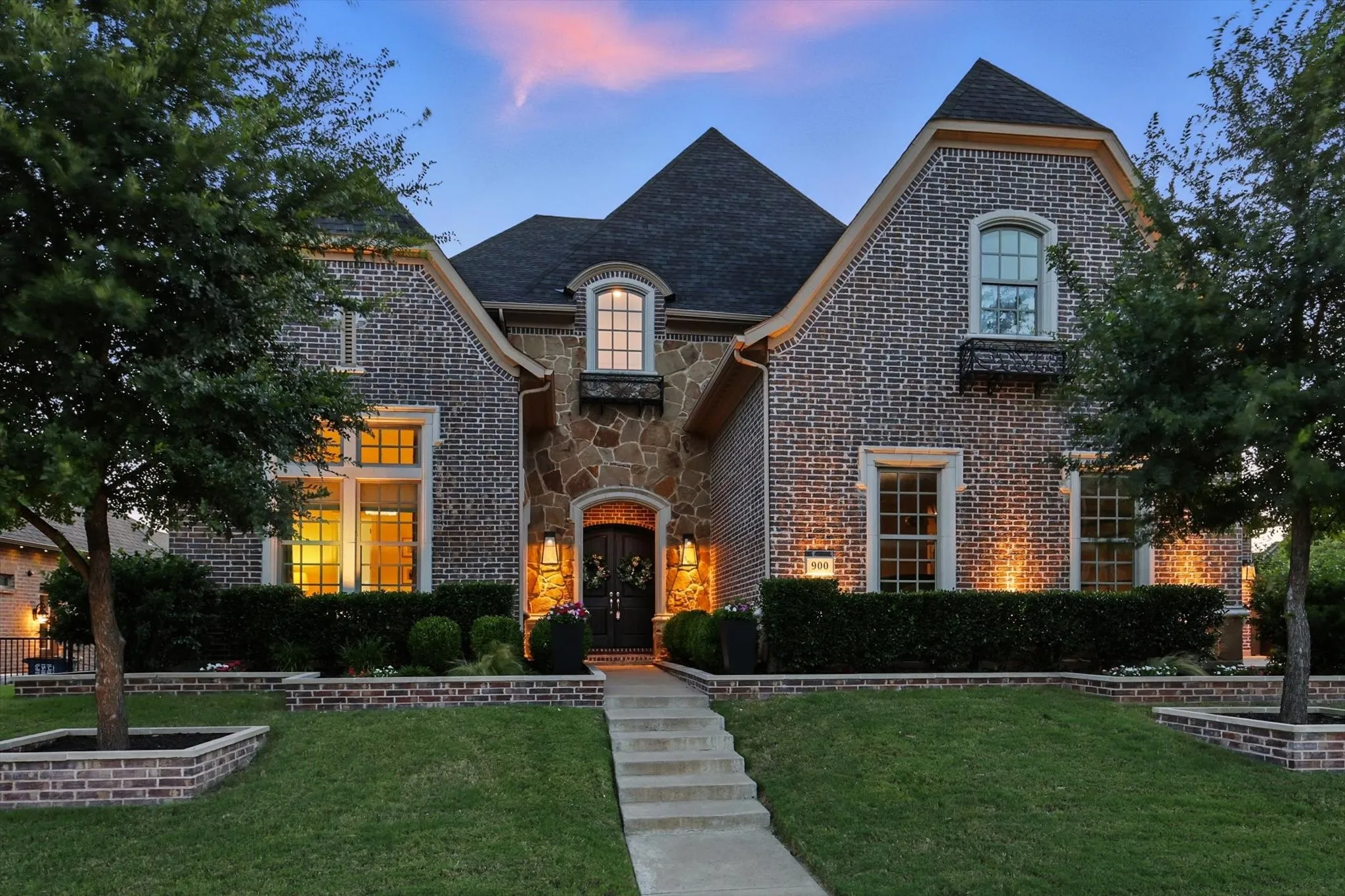 Single Family Residence For Sale
