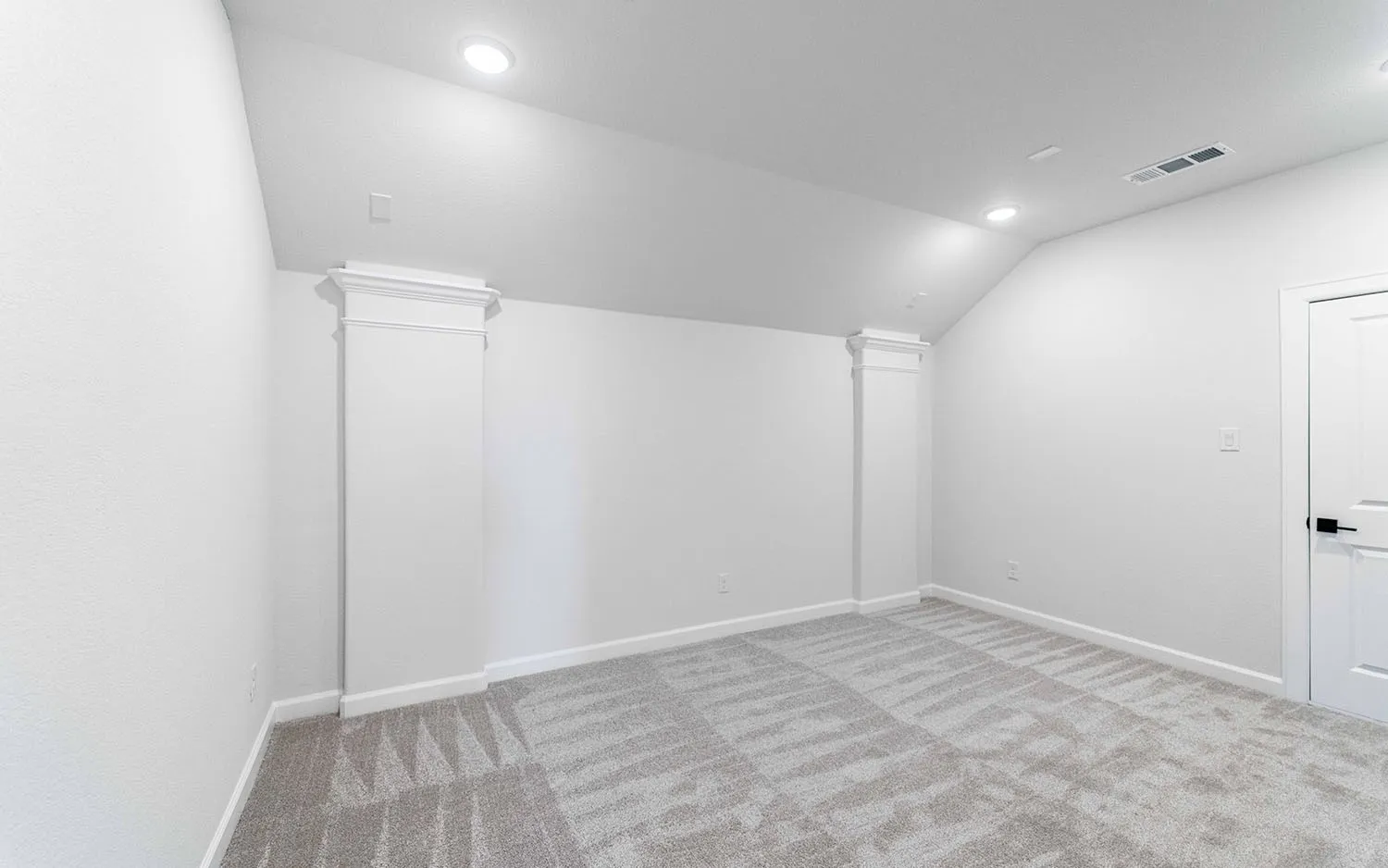 Single Family Residence For Sale in Rockwall County , 3120 Splendid Court, Heath, Texas 75126, 5 Bedrooms, 4 Bathrooms, 3 Garage spaces, 3,714 Sqft, built in 2025, New Construction - Incomplete, Price $764,990, mls#21007873, Real Estate Agent in Heath, Homes For Sale in Rockwall county, Homes For Sale in Heath, Realtor in Heath Texas, Real Estate Brokerage Independent Realty Texas, Luminita Cordes Realtor