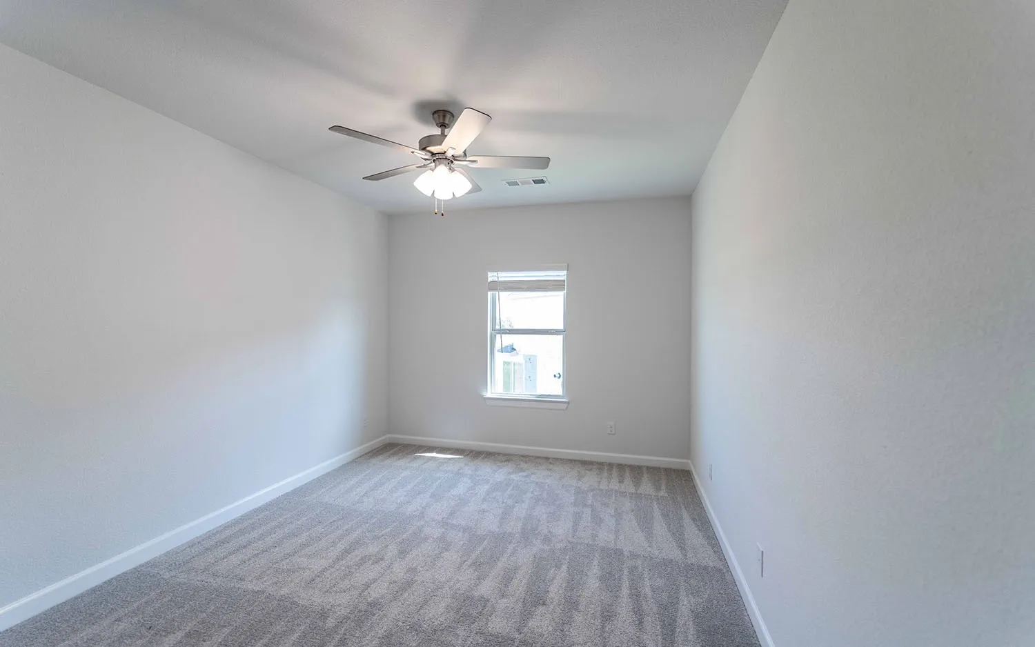 Single Family Residence For Sale in Rockwall County , 3120 Splendid Court, Heath, Texas 75126, 5 Bedrooms, 4 Bathrooms, 3 Garage spaces, 3,714 Sqft, built in 2025, New Construction - Incomplete, Price $764,990, mls#21007873, Real Estate Agent in Heath, Homes For Sale in Rockwall county, Homes For Sale in Heath, Realtor in Heath Texas, Real Estate Brokerage Independent Realty Texas, Luminita Cordes Realtor