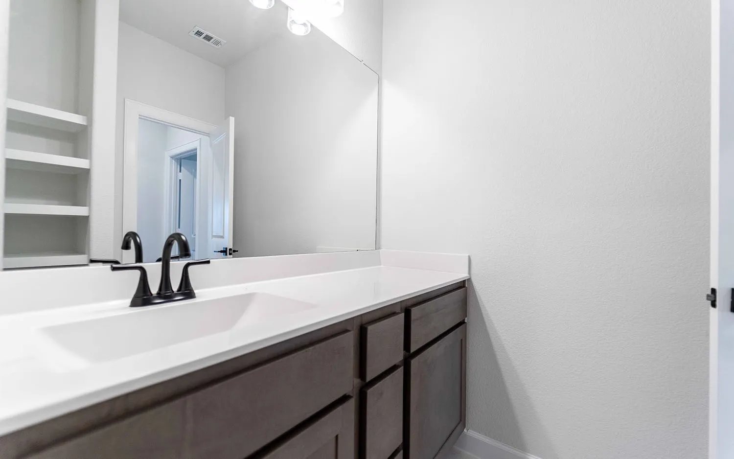 Single Family Residence For Sale in Rockwall County , 3120 Splendid Court, Heath, Texas 75126, 5 Bedrooms, 4 Bathrooms, 3 Garage spaces, 3,714 Sqft, built in 2025, New Construction - Incomplete, Price $764,990, mls#21007873, Real Estate Agent in Heath, Homes For Sale in Rockwall county, Homes For Sale in Heath, Realtor in Heath Texas, Real Estate Brokerage Independent Realty Texas, Luminita Cordes Realtor