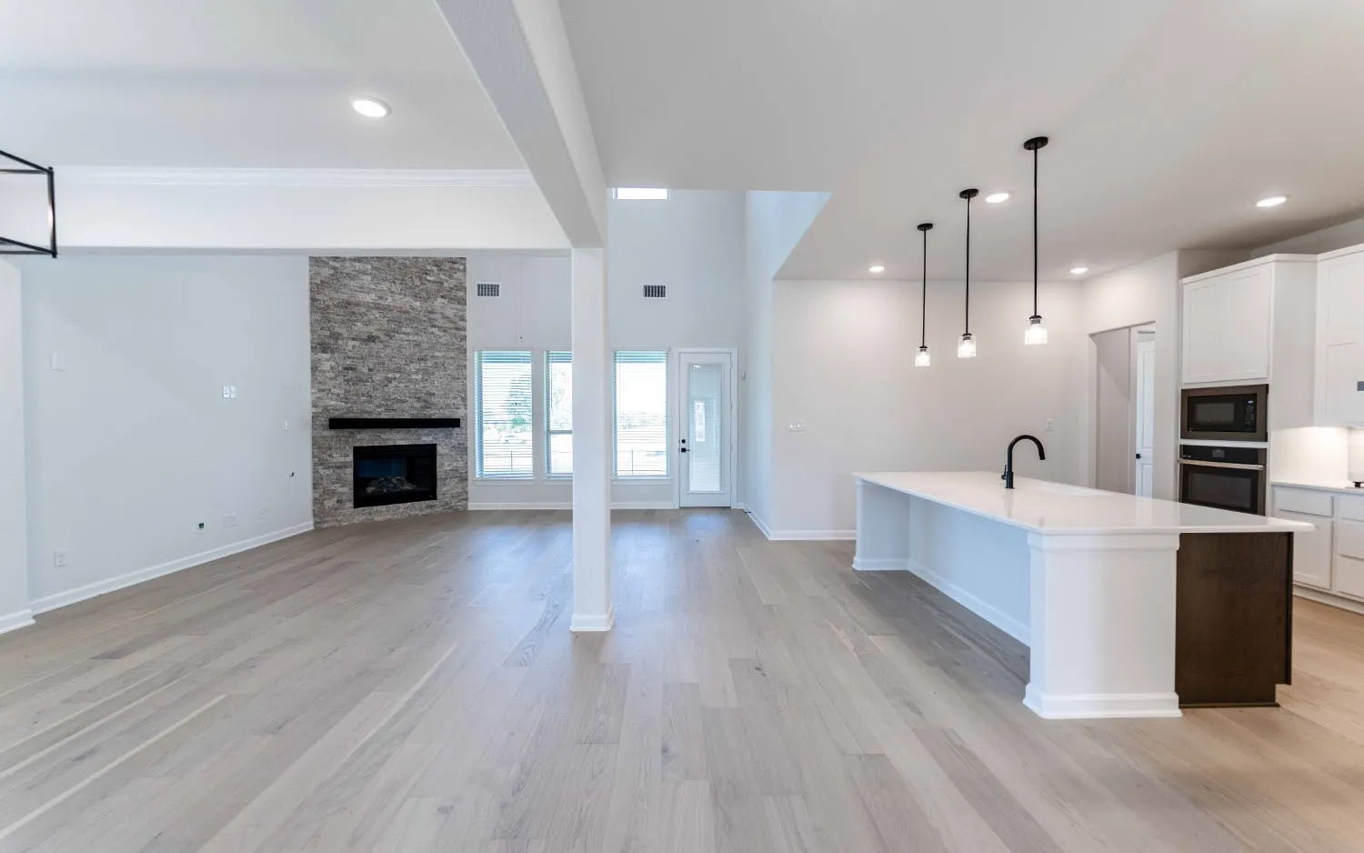 Single Family Residence For Sale in Rockwall County , 3120 Splendid Court, Heath, Texas 75126, 5 Bedrooms, 4 Bathrooms, 3 Garage spaces, 3,714 Sqft, built in 2025, New Construction - Incomplete, Price $764,990, mls#21007873, Real Estate Agent in Heath, Homes For Sale in Rockwall county, Homes For Sale in Heath, Realtor in Heath Texas, Real Estate Brokerage Independent Realty Texas, Luminita Cordes Realtor