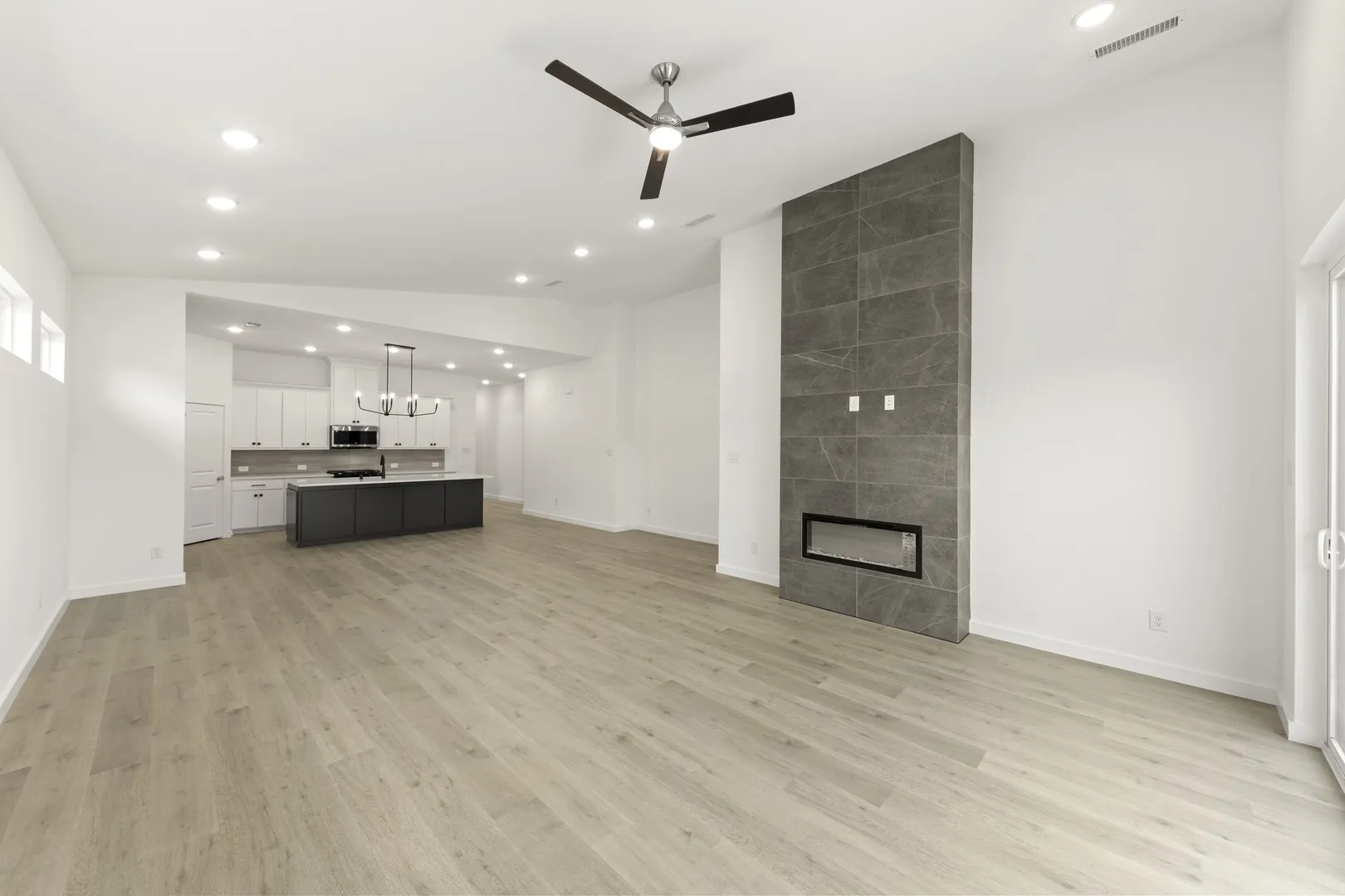 512 Sherwood_3502_Hackberry_Family (2)
