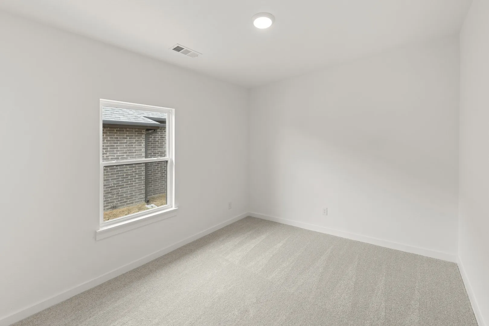 512 Sherwood_3502_Hackberry_Bed 3