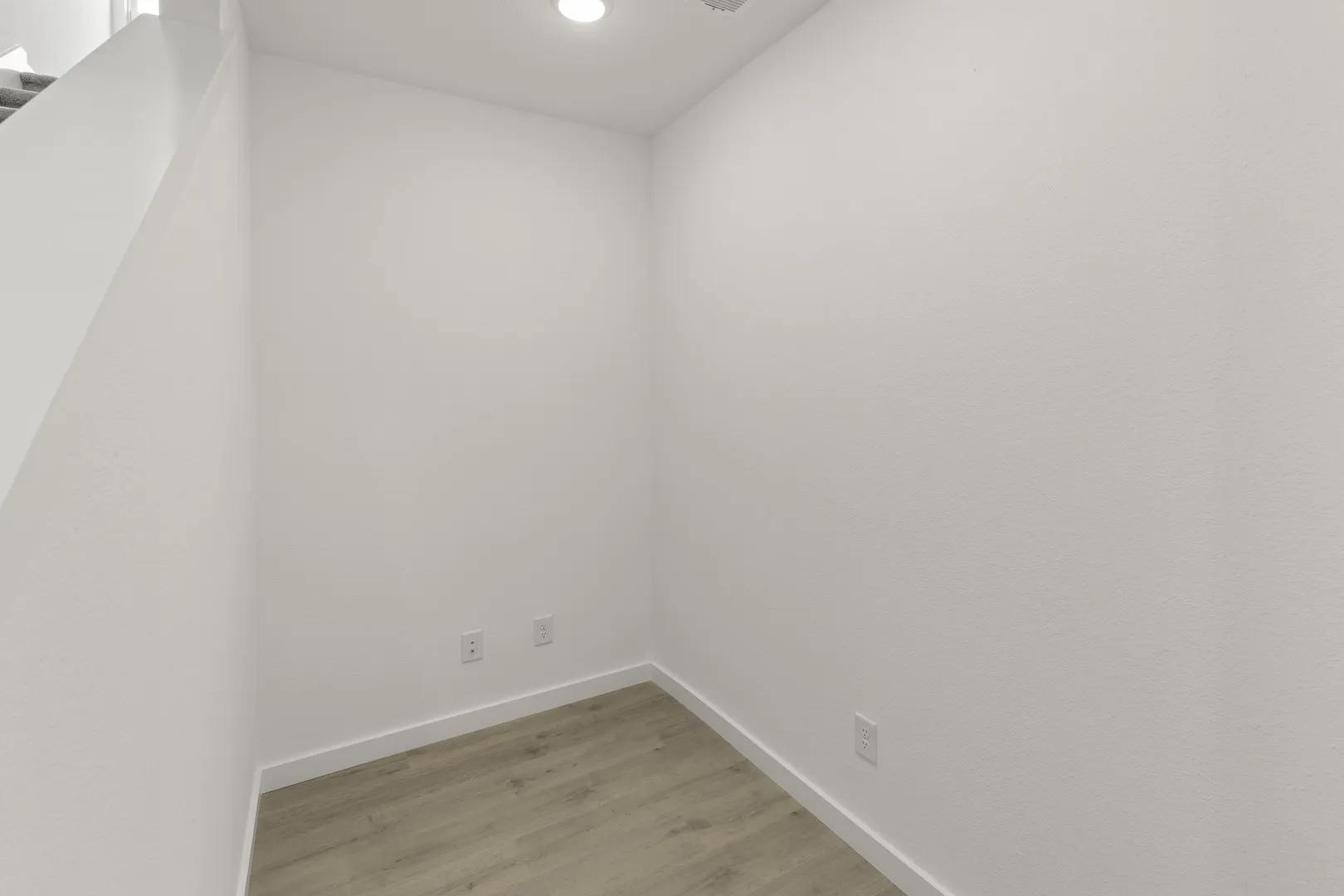 512 Sherwood_3502_Hackberry_Flex