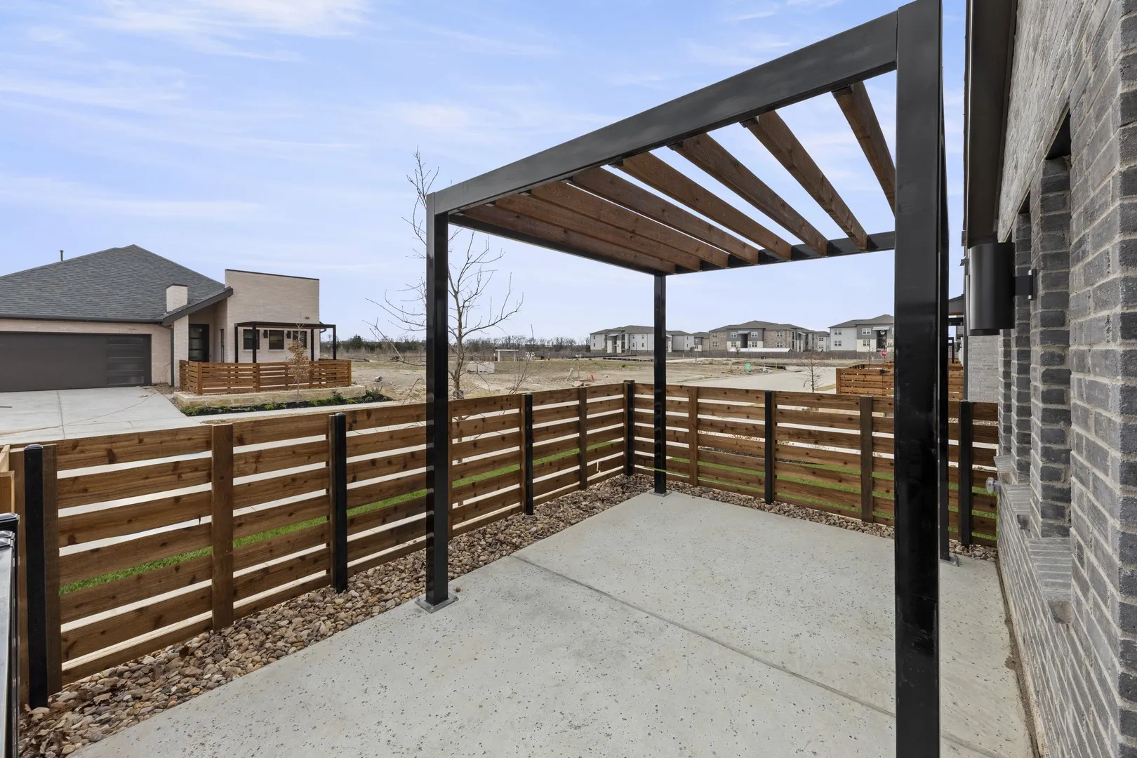 510 Sherwood_3501_Sequoia_Patio (2)