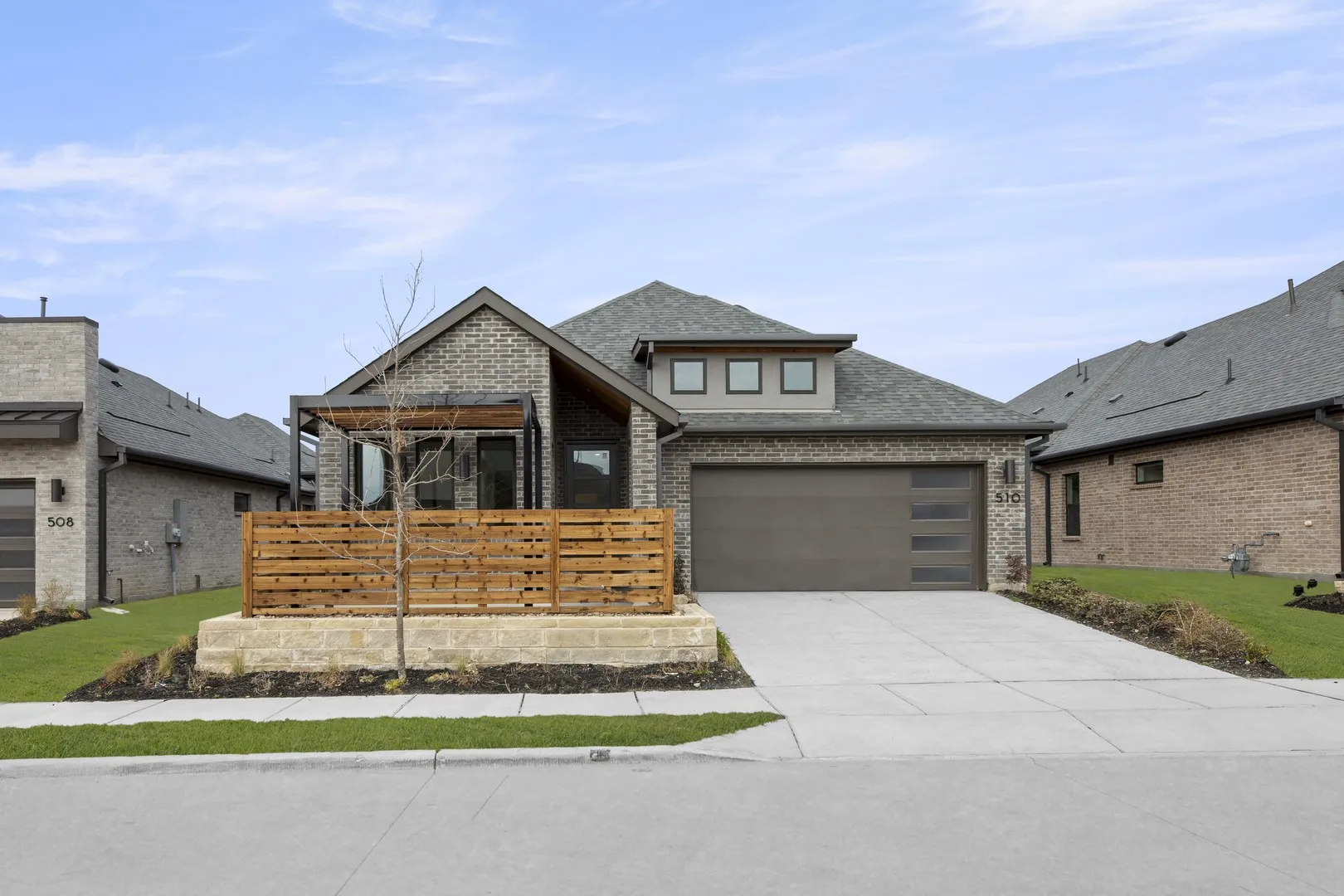 Single Family Residence For Sale in Collin County , 510 Sherwood, Melissa, Texas 75454, 3 Bedroom, 2 Bathroom, 3 Garage spaces, 2,005 Sqft, built in 2025, New Construction - Complete, mls#21012054, Real Estate Agent in Melissa, Homes For Sale in Collin county, Homes For Sale in Melissa, Realtor in Melissa Texas, Real Estate Brokerage Independent Realty Texas, Luminita Cordes Realtor