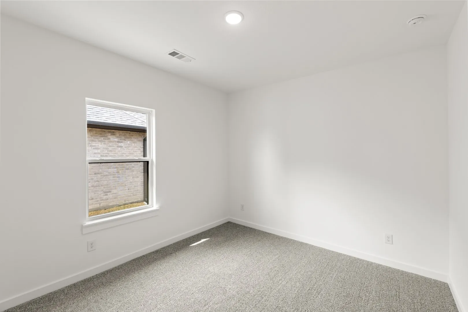 510 Sherwood_3501_Sequoia_Bed 2