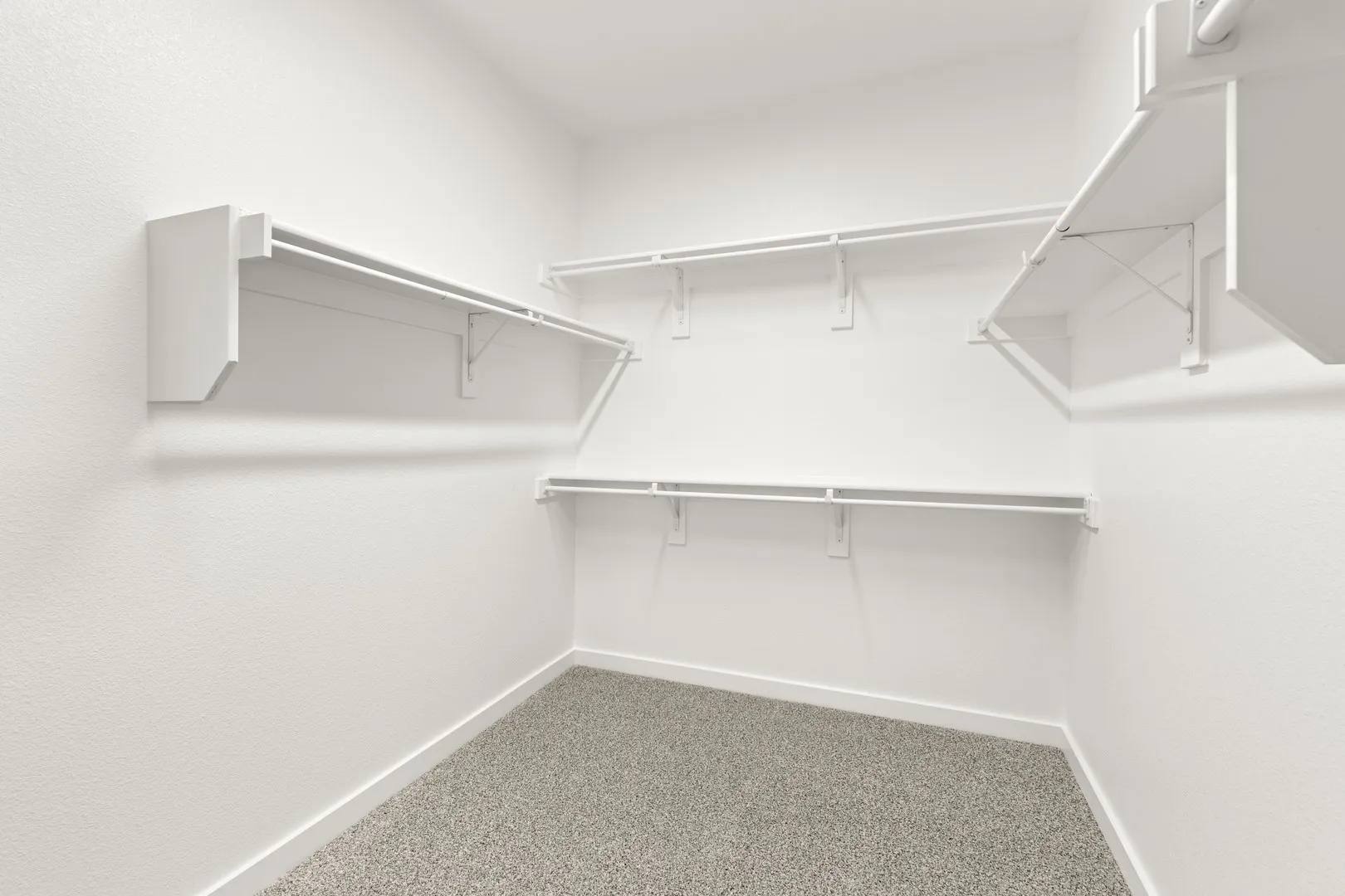 510 Sherwood_3501_Sequoia_Closet