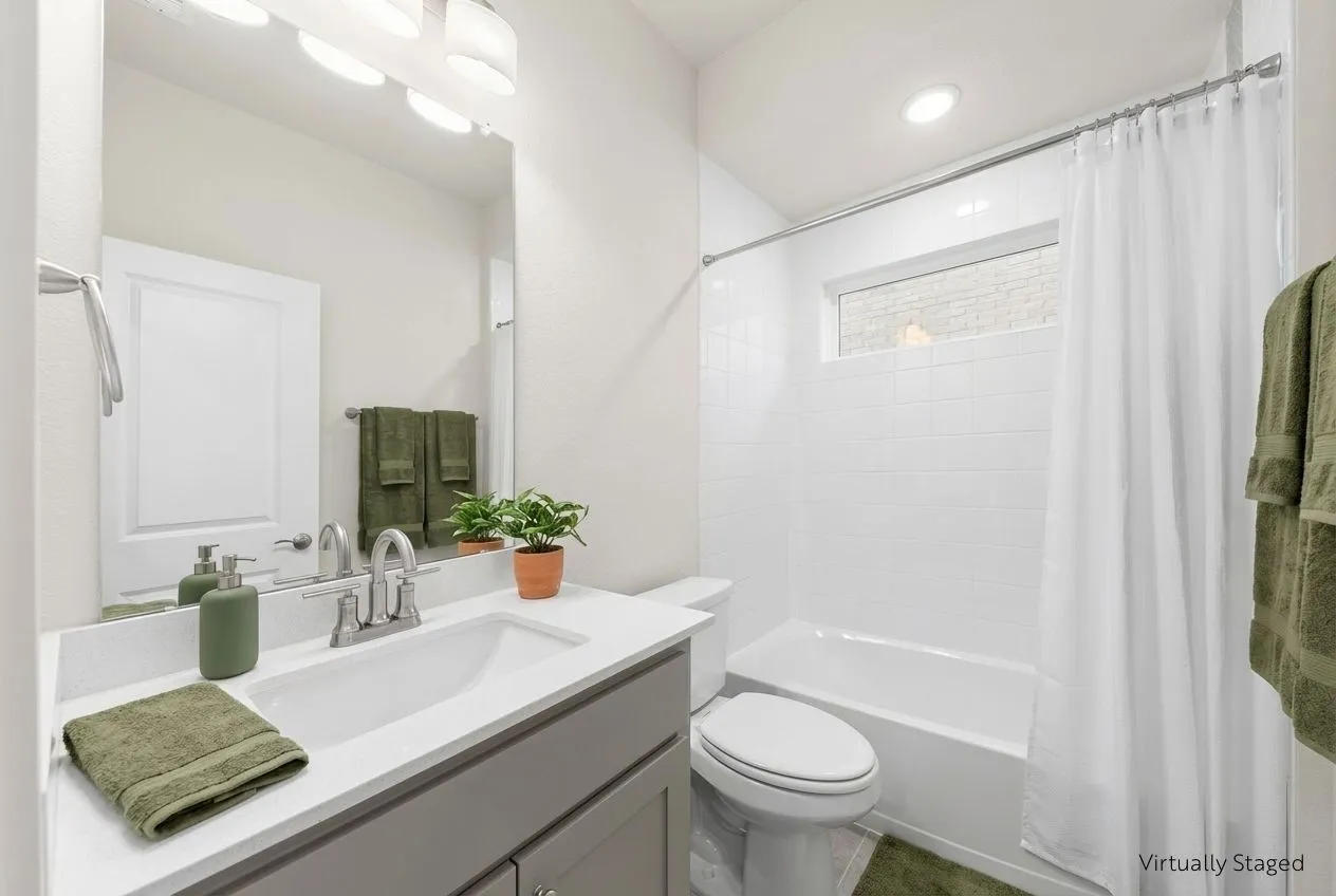 1707 Morningside bath 3 Hackberry (4)