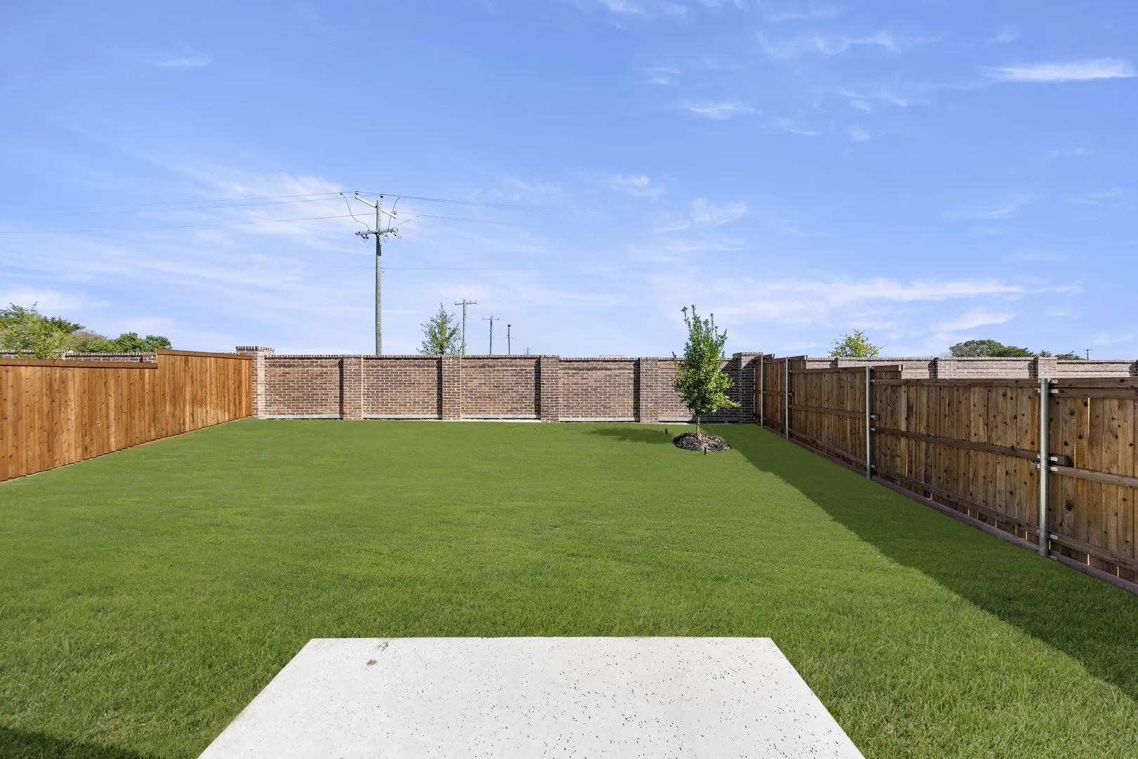 1620 Morningside_3503_Sequoia II_Patio (2)