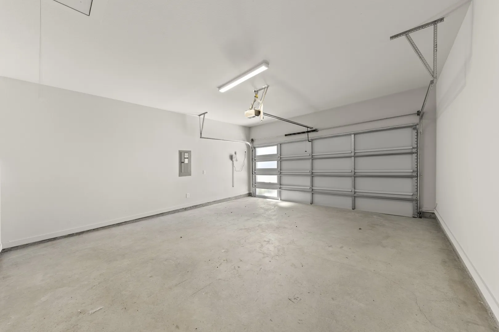 1620 Morningside_3503_Sequoia II_Garage