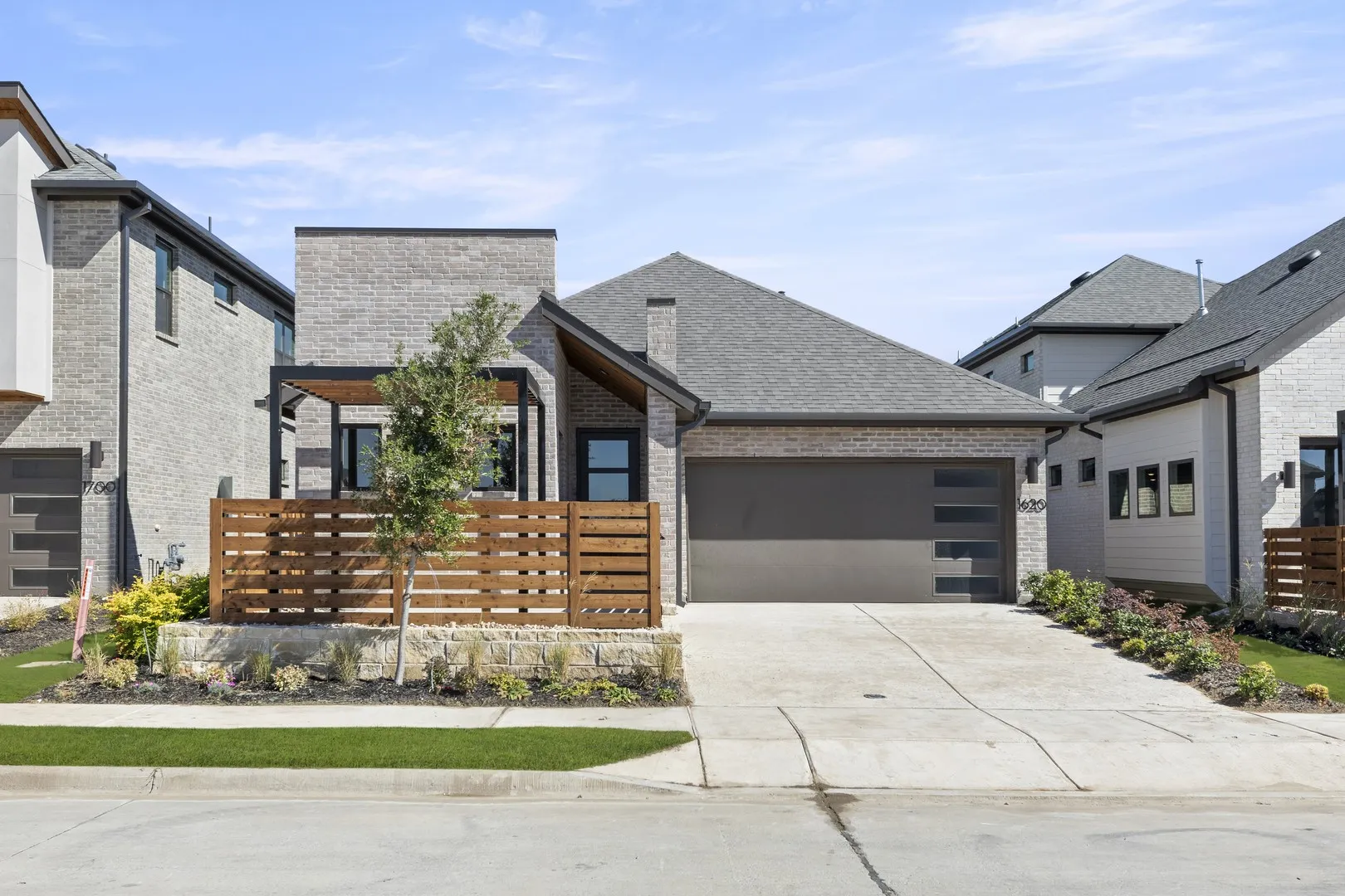 Single Family Residence For Sale in Collin County , 1620 Morningside Drive, Melissa, Texas 75454, 4 Bedroom, 3 Bathroom, 2 Garage spaces, 2,106 Sqft, built in 2025, New Construction - Complete, mls#21012192, Real Estate Agent in Melissa, Homes For Sale in Collin county, Homes For Sale in Melissa, Realtor in Melissa Texas, Real Estate Brokerage Independent Realty Texas, Luminita Cordes Realtor