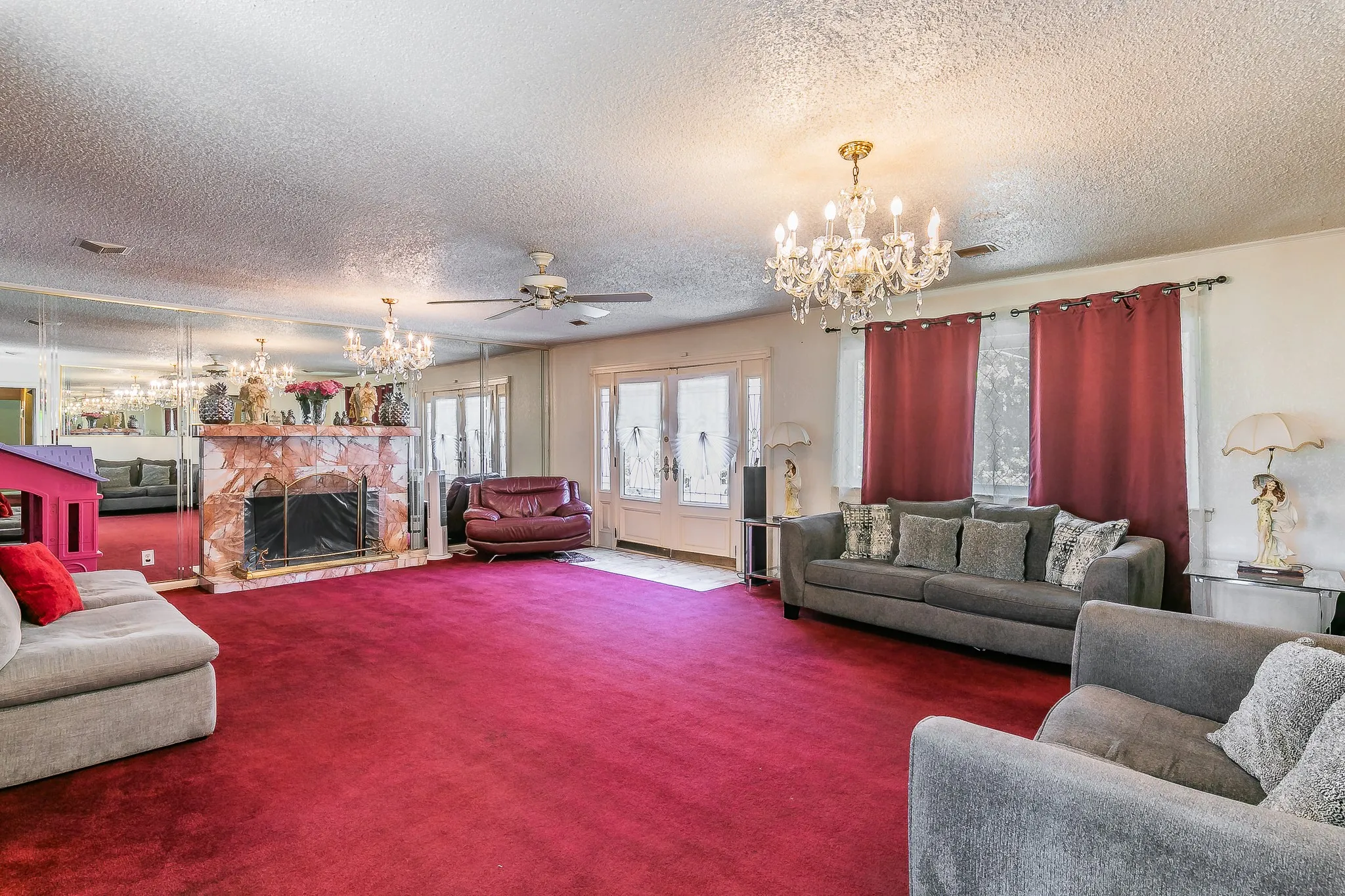 Single Family Residence For Sale in Dallas County , 6207 Lyndon B Johnson Freeway, Dallas, Texas 75240, 3 Bedrooms, 2 Bathrooms, 2 Garage spaces, 2,151 Sqft, built in 1955, Price $525,000, mls#21010264, Real Estate Agent in Dallas, Homes For Sale in Dallas county, Homes For Sale in Dallas, Realtor in Dallas Texas, Real Estate Brokerage Independent Realty Texas, Luminita Cordes Realtor
