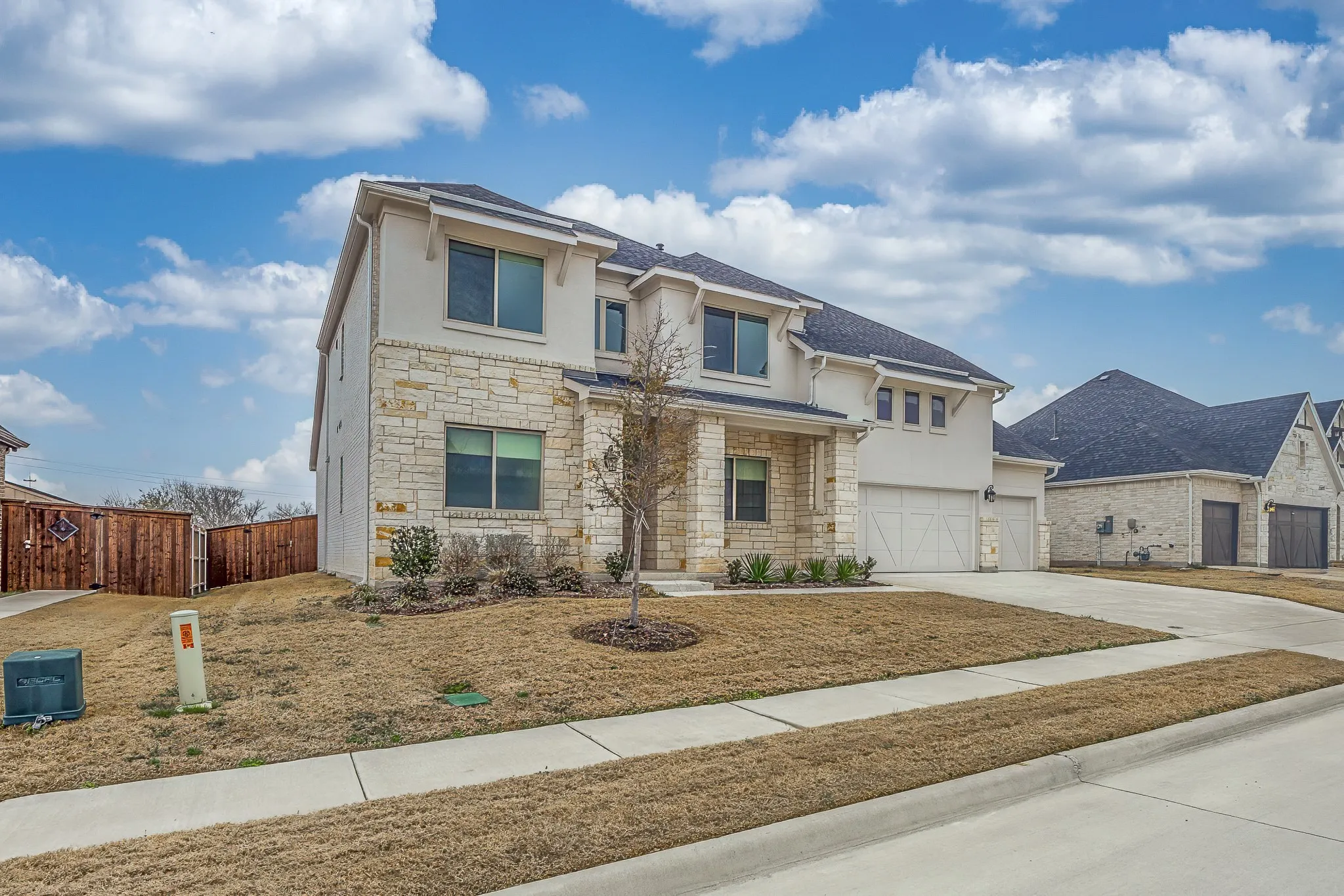 Single Family Residence For Sale in Collin County , 3216 Creek Meadow Drive, Anna, Texas 75409, 4 Bedroom, 4 Bathroom, 3 Garage spaces, 3,239 Sqft, built in 2022, mls#21011926, Real Estate Agent in Anna, Homes For Sale in Collin county, Homes For Sale in Anna, Realtor in Anna Texas, Real Estate Brokerage Independent Realty Texas, Luminita Cordes Realtor