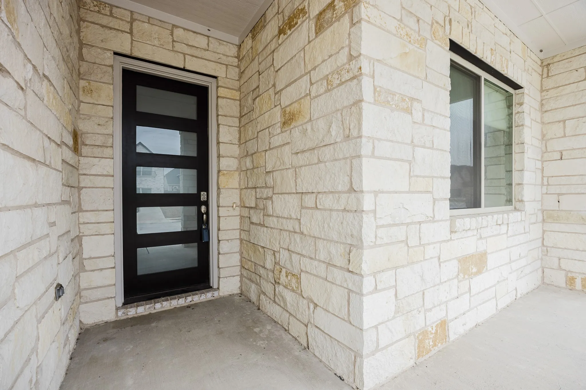 Single Family Residence For Sale in Collin County , 3216 Creek Meadow Drive, Anna, Texas 75409, 4 Bedroom, 4 Bathroom, 3 Garage spaces, 3,239 Sqft, built in 2022, mls#21011926, Real Estate Agent in Anna, Homes For Sale in Collin county, Homes For Sale in Anna, Realtor in Anna Texas, Real Estate Brokerage Independent Realty Texas, Luminita Cordes Realtor