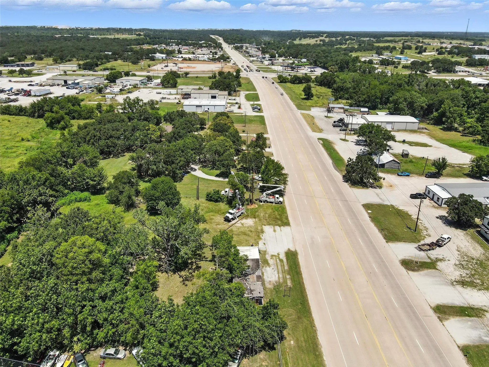 Retail For Sale in Wise County , 2003 Tx-101, Bridgeport, Texas 76431, 0, 0, Garage spaces, 0 Sqft, built in 1975, Preowned, Price $289,999, mls#21011711, Real Estate Agent in Bridgeport, Homes For Sale in Wise county, Homes For Sale in Bridgeport, Realtor in Bridgeport Texas, Real Estate Brokerage Independent Realty Texas, Luminita Cordes Realtor