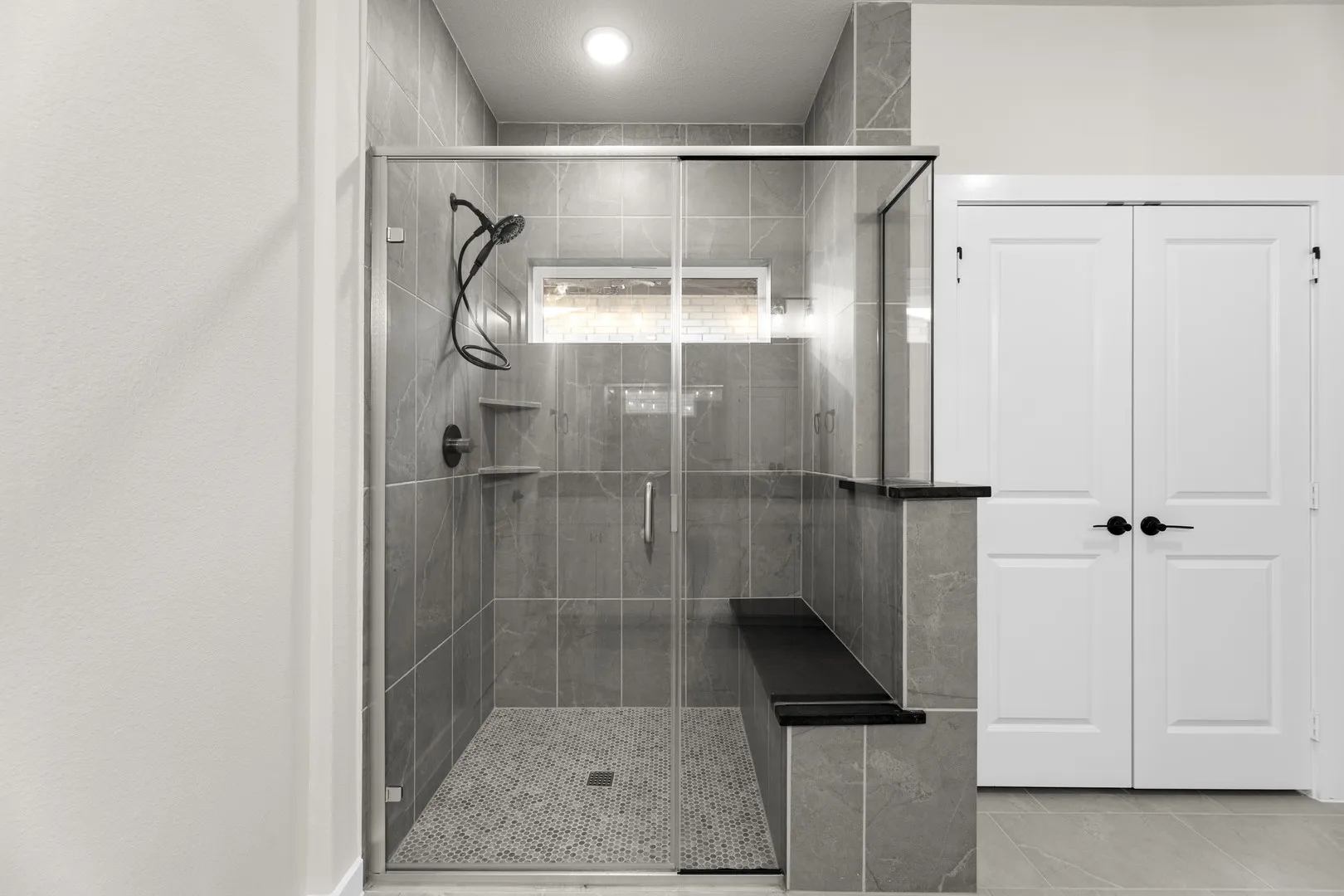 14. 1705 Morningside - Bath (2)