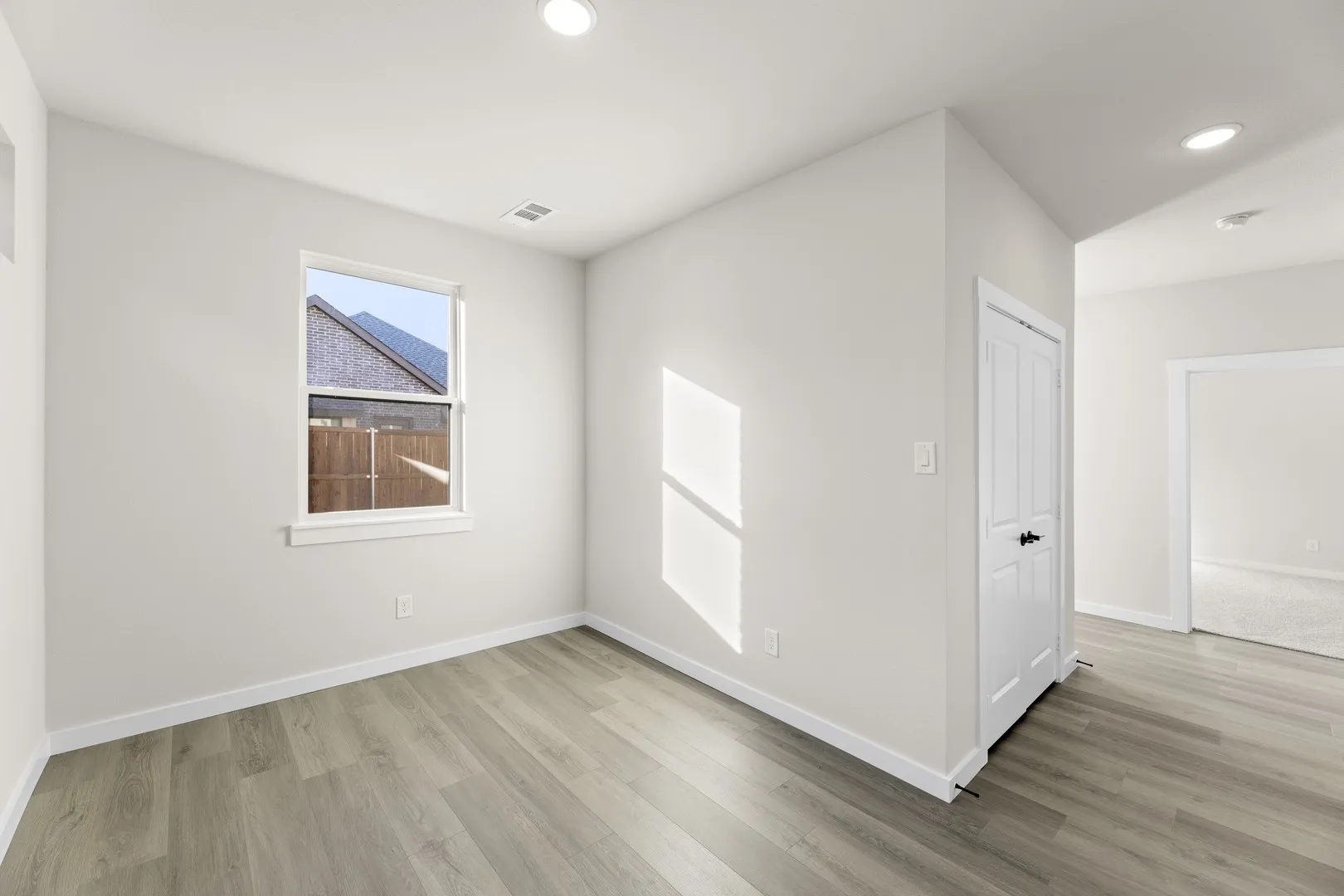 11. 1705 Morningside - Flex