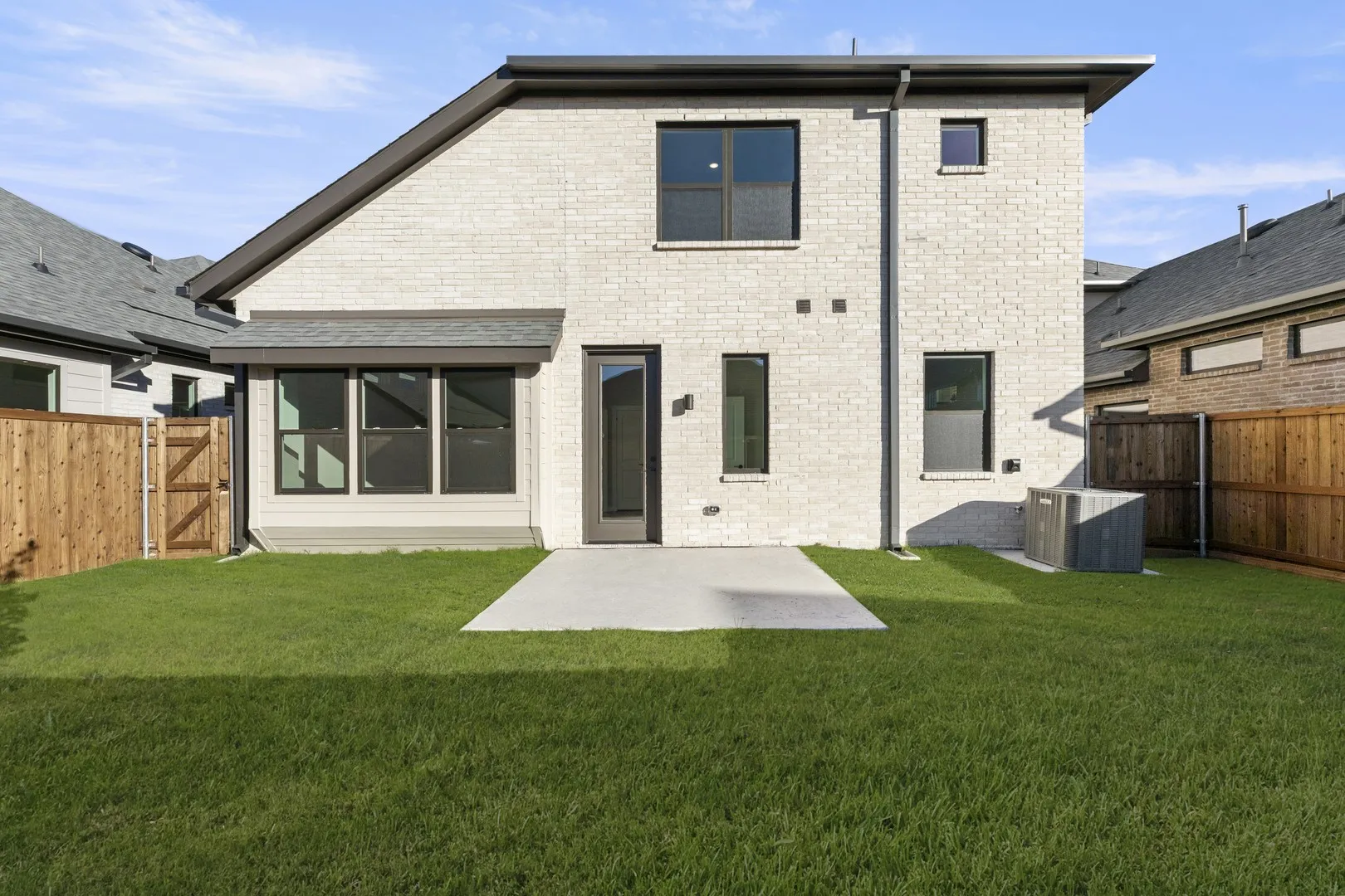 Single Family Residence For Sale in Collin County , 1705 Morningside Drive, Melissa, Texas 75454, 4 Bedroom, 4 Bathroom, 2 Garage spaces, 2,964 Sqft, built in 2025, New Construction - Complete, Price $514,900, mls#21013163, Real Estate Agent in Melissa, Homes For Sale in Collin county, Homes For Sale in Melissa, Realtor in Melissa Texas, Real Estate Brokerage Independent Realty Texas, Luminita Cordes Realtor