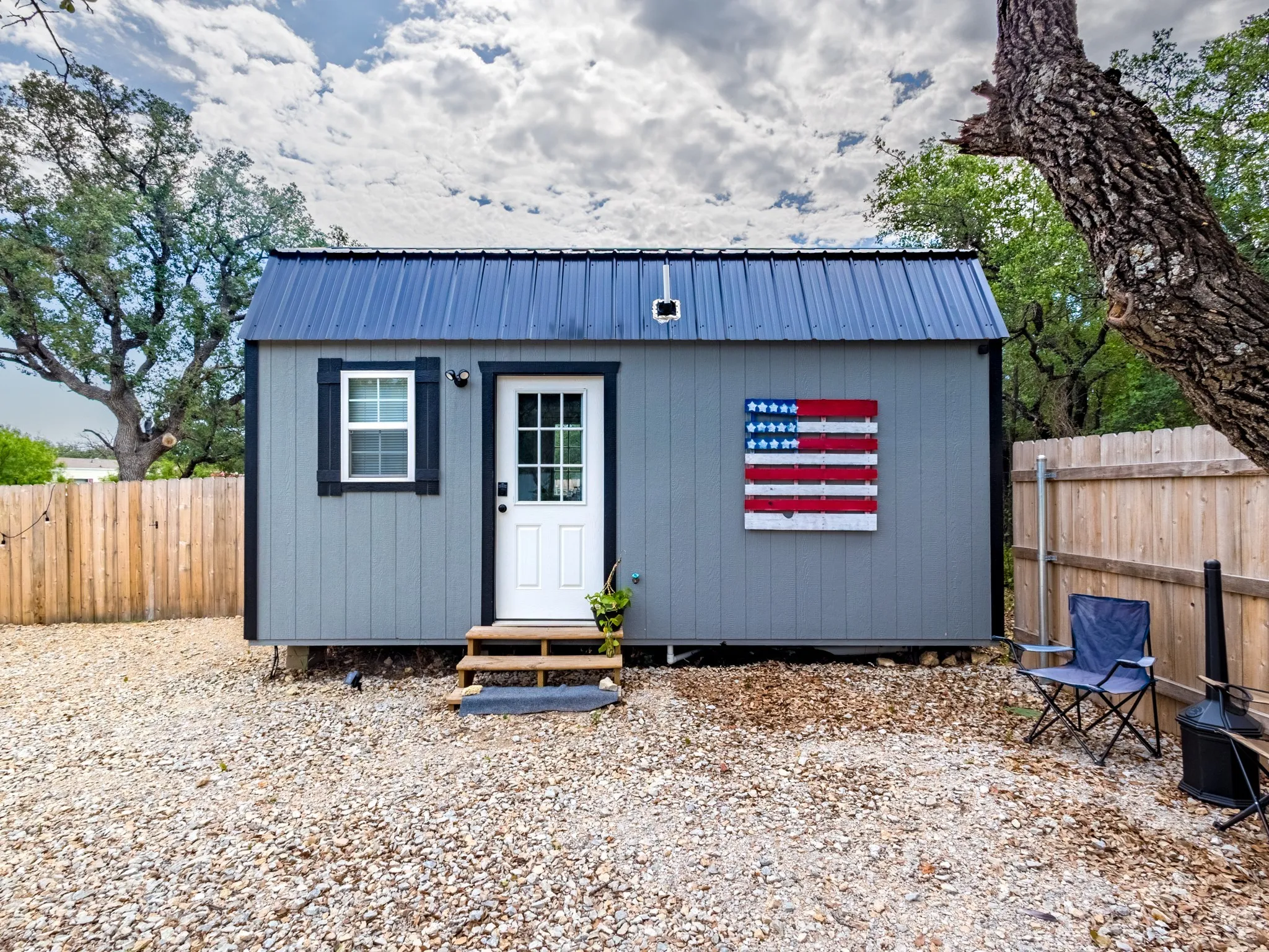 Each cabin comfortably accommodates up to 3 guests.