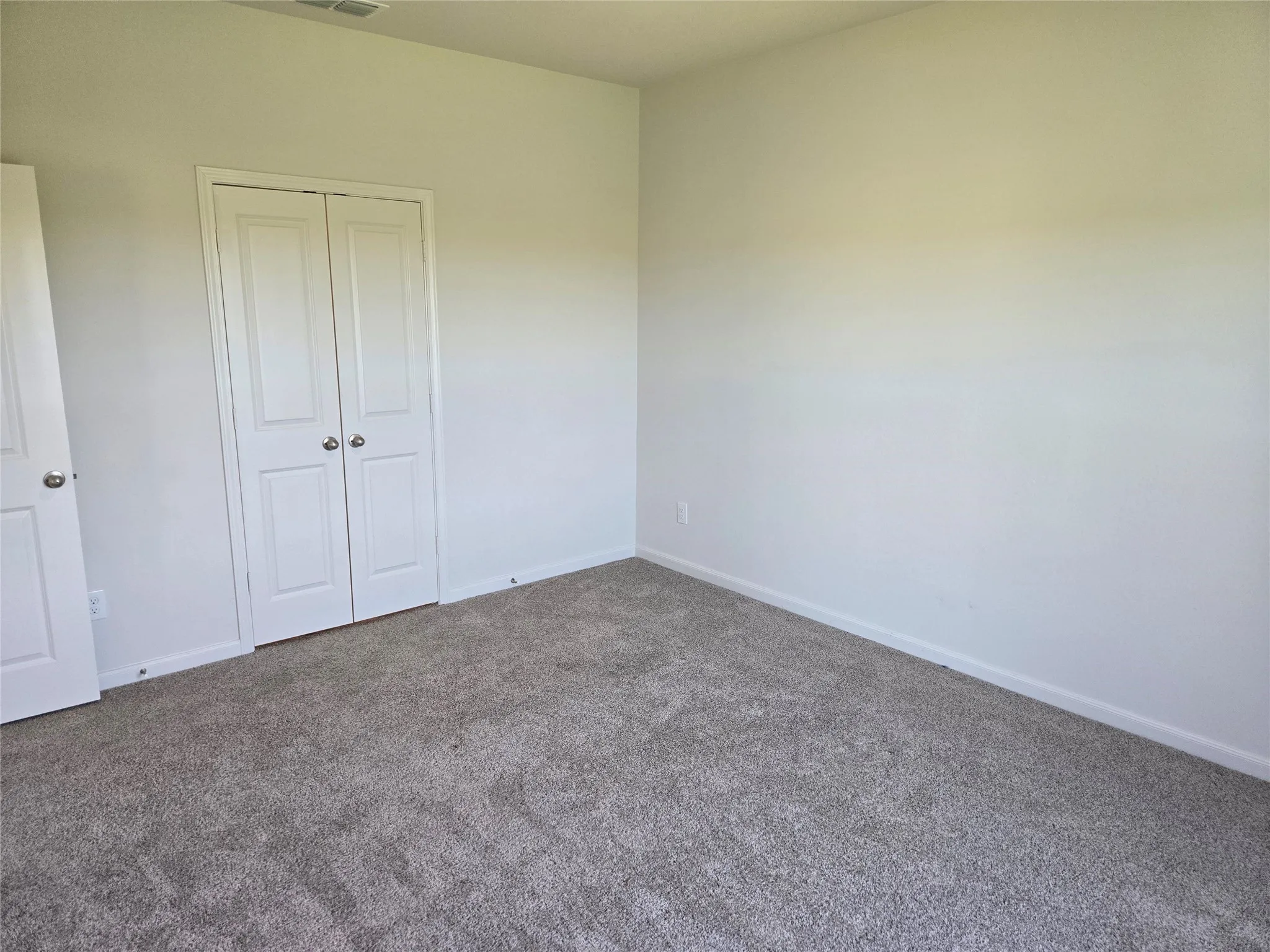 Single Family Residence For Sale in Denton County , 8425 Wibaux Road, Ponder, Texas 76259, 3 Bedroom, 2 Bathroom, 2 Garage spaces, 1,076 Sqft, built in 2025, Preowned, mls#21001702, Real Estate Agent in Ponder, Homes For Sale in Denton county, Homes For Sale in Ponder, Realtor in Ponder Texas, Real Estate Brokerage Independent Realty Texas, Luminita Cordes Realtor