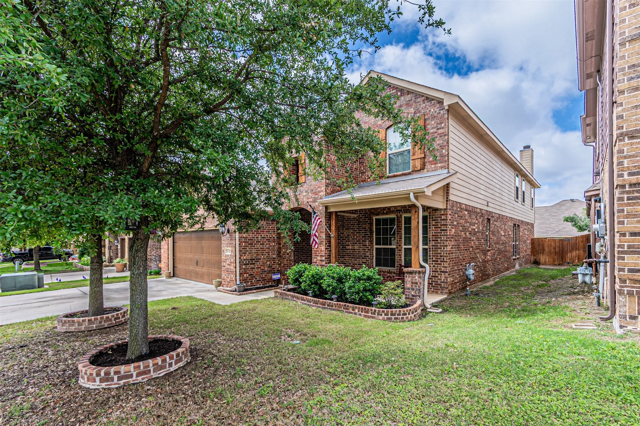 Single Family Residence For Sale in Tarrant County , 5721 Diamond Valley Drive, Fort Worth, Texas 76179, 4 Bedroom, 3 Bathroom, 2 Garage spaces, 3,034 Sqft, built in 2013, Preowned, mls#21014010, Real Estate Agent in Fort Worth, Homes For Sale in Tarrant county, Homes For Sale in Fort Worth, Realtor in Fort Worth Texas, Real Estate Brokerage Independent Realty Texas, Luminita Cordes Realtor