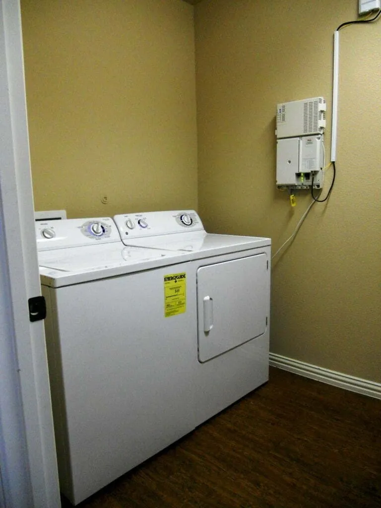 Duplex For Rent in Denton County , 2418 W Prairie Street 1, Denton, Texas 76201, 1 Bedroom, 1 Bathroom, Garage spaces, 180 Sqft, built in 2008, Preowned, Price $680, mls#21014182, Real Estate Agent in Denton, Homes For Rent in Denton county, Homes For Rent in Denton, Realtor in Denton Texas, Real Estate Brokerage Independent Realty Texas, Luminita Cordes Realtor