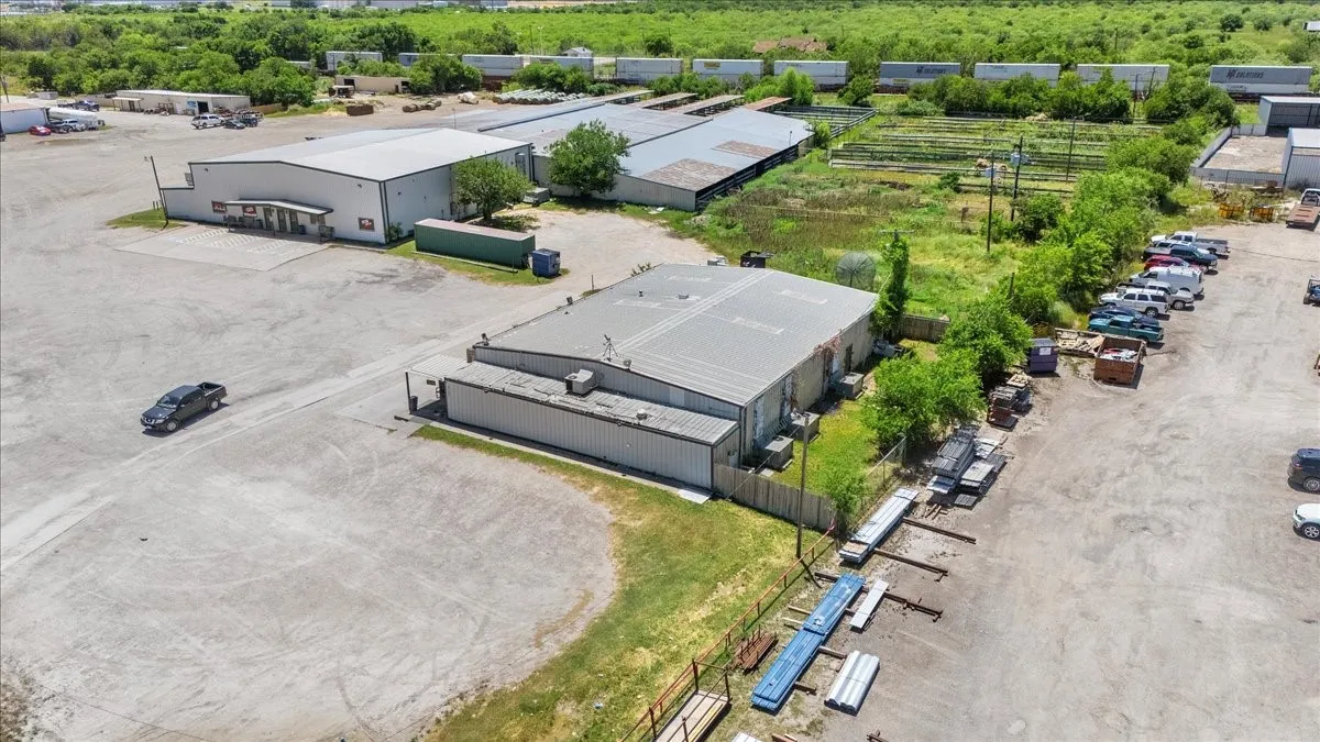Business For Sale in Johnson County , 3121 N Main Street, Cleburne, Texas 76033, 0, 0, Garage spaces, 0 Sqft, built in 1982, Preowned, mls#21013538, Real Estate Agent in Cleburne, Homes For Sale in Johnson county, Homes For Sale in Cleburne, Realtor in Cleburne Texas, Real Estate Brokerage Independent Realty Texas, Luminita Cordes Realtor
