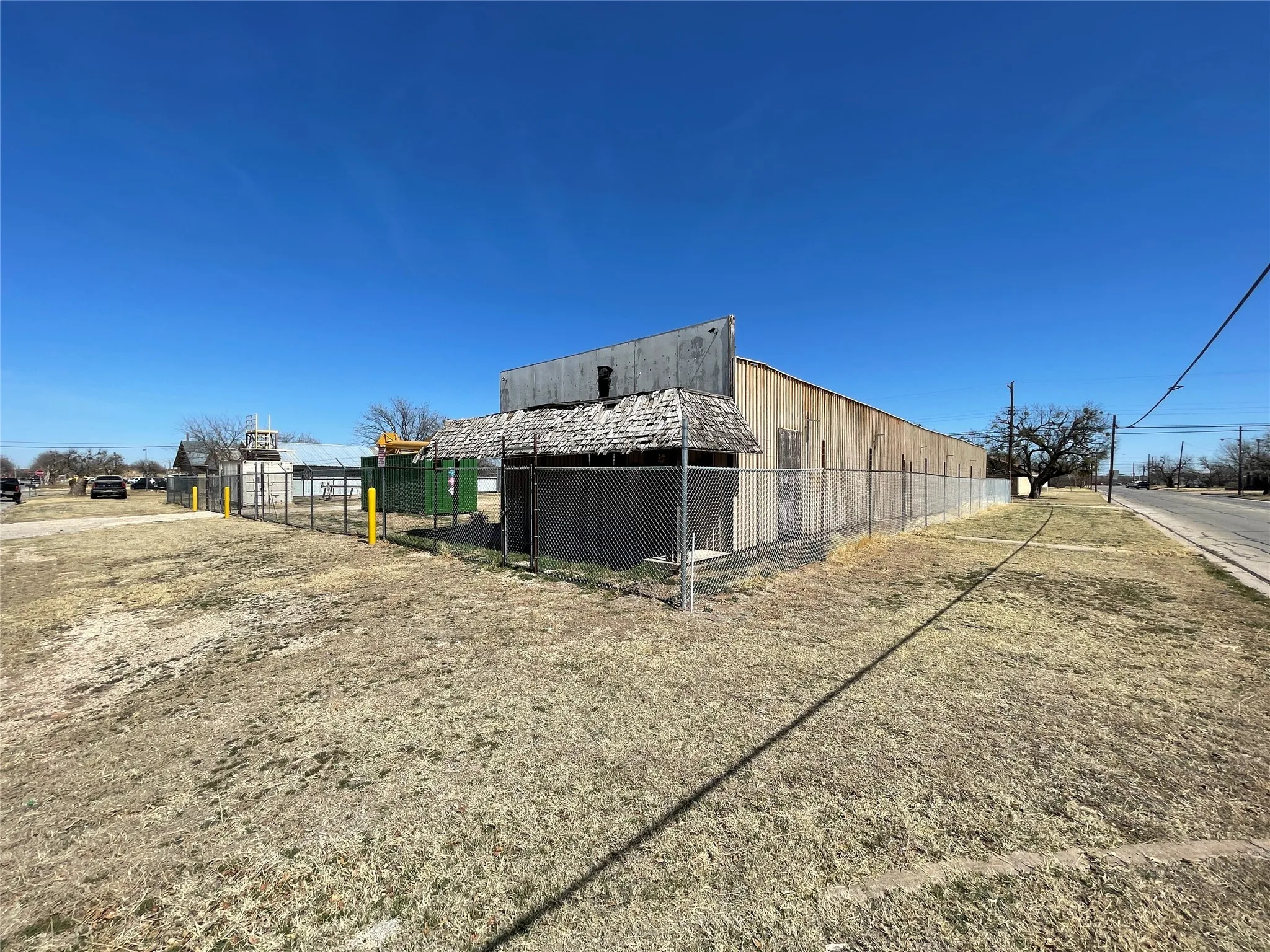 Industrial For Sale in Taylor County , 809 S 7th Street, Abilene, Texas 79602, 0, 0, Garage spaces, 0 Sqft, built in 2017, New Construction - Complete, mls#21015537, Real Estate Agent in Abilene, Homes For Sale in Taylor county, Homes For Sale in Abilene, Realtor in Abilene Texas, Real Estate Brokerage Independent Realty Texas, Luminita Cordes Realtor