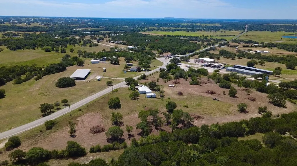 Farm For Sale in Parker County , 5080 & 5090 Tin Top Road, Weatherford, Texas 76087, 2 Bedrooms, 1 Bathroom, Garage spaces, 952 Sqft, built in 1900, Preowned, Price $3,200,000, mls#21014665, Real Estate Agent in Weatherford, Homes For Sale in Parker county, Homes For Sale in Weatherford, Realtor in Weatherford Texas, Real Estate Brokerage Independent Realty Texas, Luminita Cordes Realtor