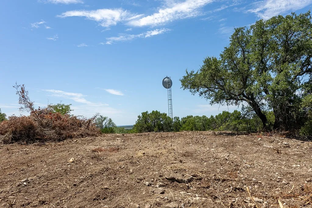 Farm For Sale in Parker County , 5080 & 5090 Tin Top Road, Weatherford, Texas 76087, 2 Bedrooms, 1 Bathroom, Garage spaces, 952 Sqft, built in 1900, Preowned, Price $3,200,000, mls#21014665, Real Estate Agent in Weatherford, Homes For Sale in Parker county, Homes For Sale in Weatherford, Realtor in Weatherford Texas, Real Estate Brokerage Independent Realty Texas, Luminita Cordes Realtor