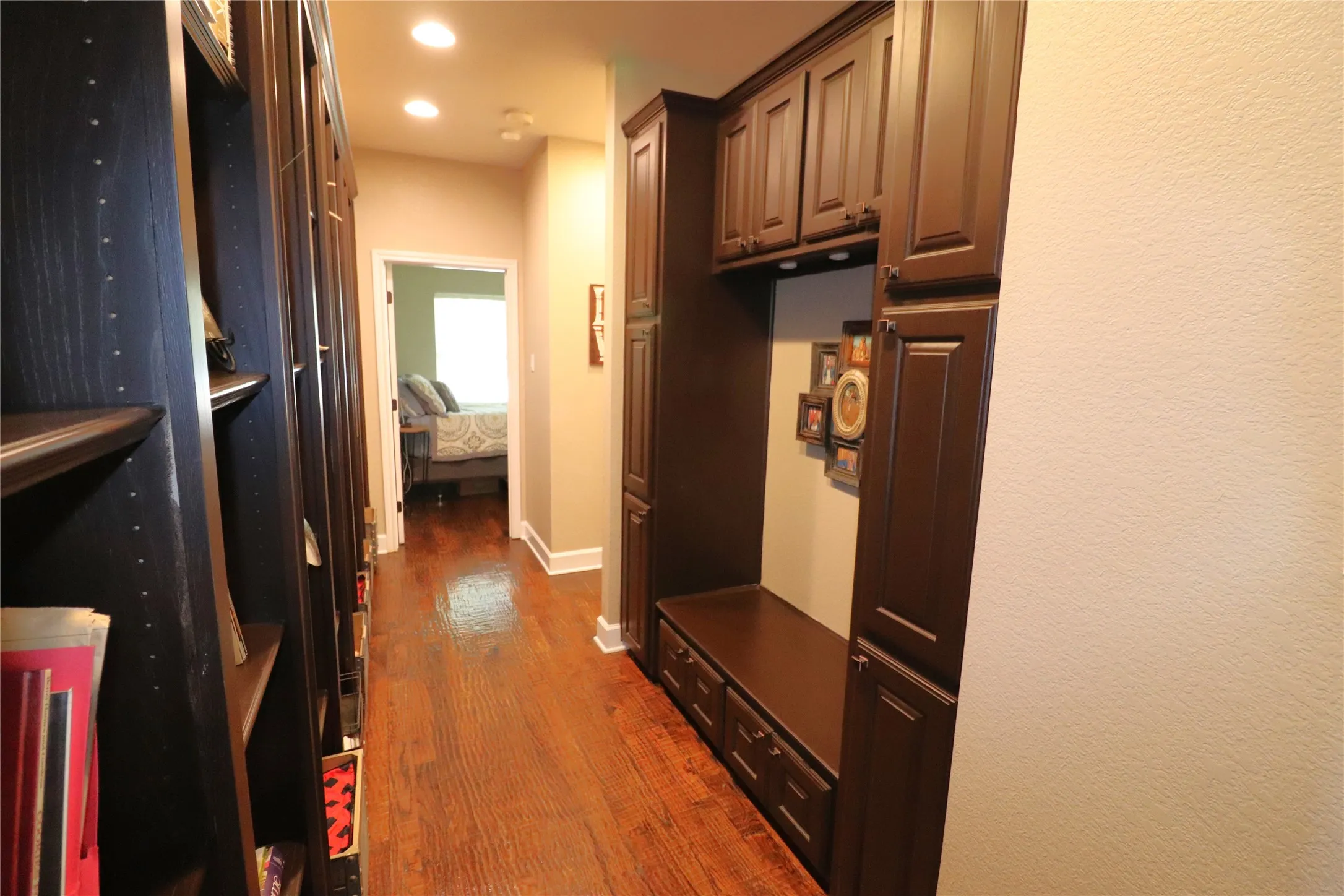Farm For Sale in Montague County , 2642 Huddleston, Sunset, Texas 76270, 4 Bedrooms, 3 Bathrooms, 3 Garage spaces, 2,900 Sqft, built in 2000, Price $1,250,000, mls#21017753, Real Estate Agent in Sunset, Homes For Sale in Montague county, Homes For Sale in Sunset, Realtor in Sunset Texas, Real Estate Brokerage Independent Realty Texas, Luminita Cordes Realtor
