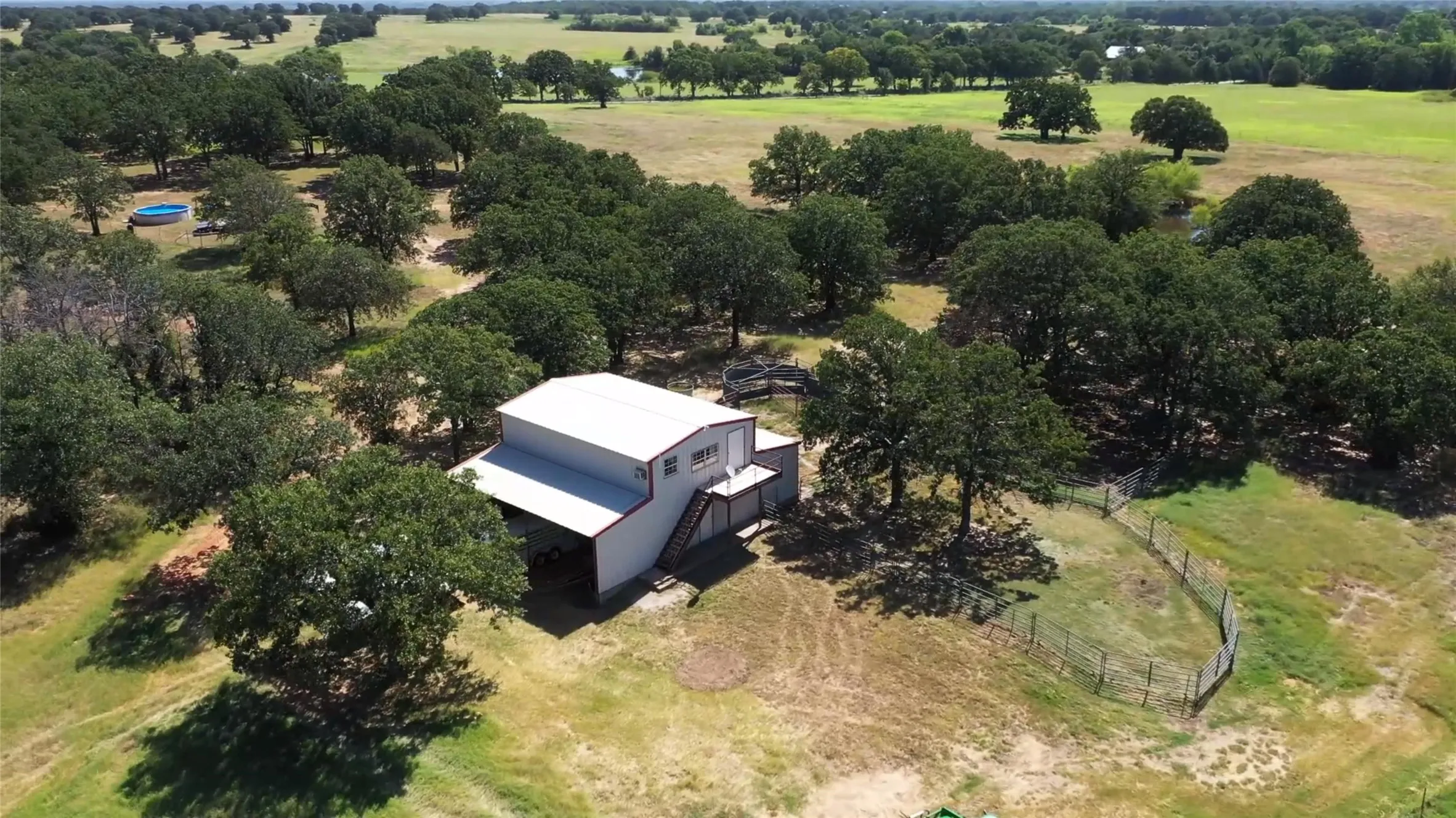 Farm For Sale in Montague County , 2642 Huddleston, Sunset, Texas 76270, 4 Bedrooms, 3 Bathrooms, 3 Garage spaces, 2,900 Sqft, built in 2000, Price $1,250,000, mls#21017753, Real Estate Agent in Sunset, Homes For Sale in Montague county, Homes For Sale in Sunset, Realtor in Sunset Texas, Real Estate Brokerage Independent Realty Texas, Luminita Cordes Realtor