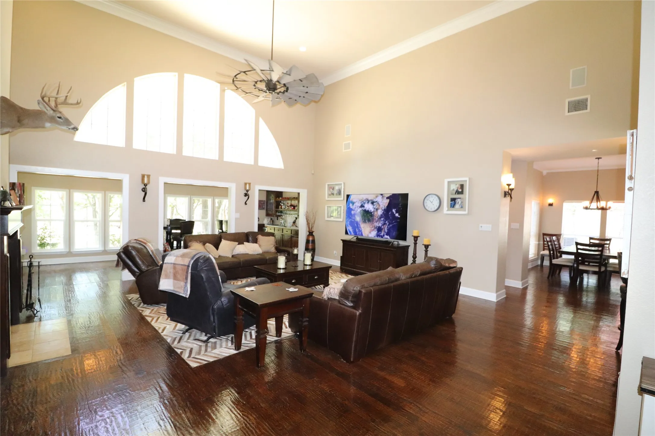 Farm For Sale in Montague County , 2642 Huddleston, Sunset, Texas 76270, 4 Bedrooms, 3 Bathrooms, 3 Garage spaces, 2,900 Sqft, built in 2000, Price $1,250,000, mls#21017753, Real Estate Agent in Sunset, Homes For Sale in Montague county, Homes For Sale in Sunset, Realtor in Sunset Texas, Real Estate Brokerage Independent Realty Texas, Luminita Cordes Realtor