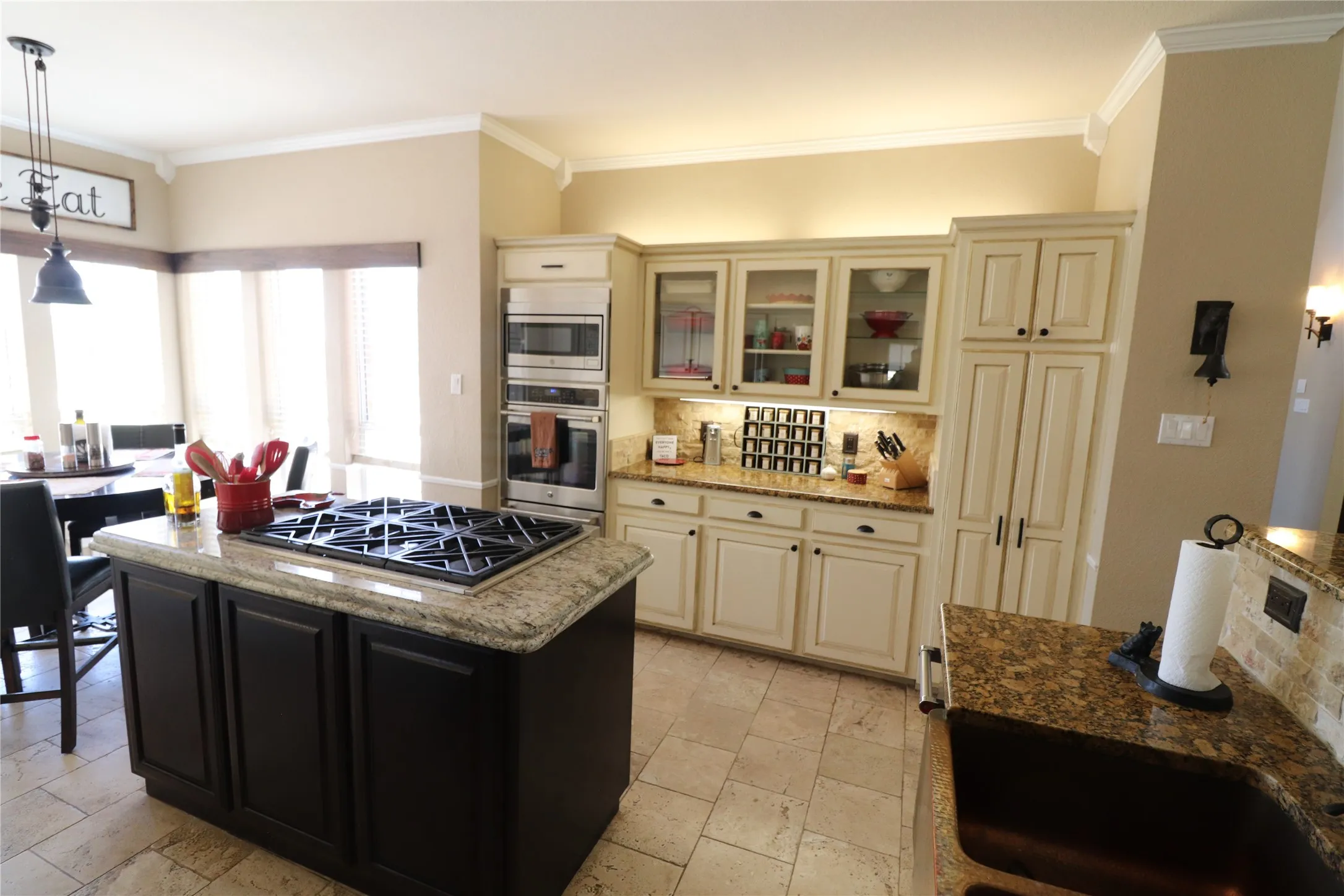 Farm For Sale in Montague County , 2642 Huddleston, Sunset, Texas 76270, 4 Bedrooms, 3 Bathrooms, 3 Garage spaces, 2,900 Sqft, built in 2000, Price $1,250,000, mls#21017753, Real Estate Agent in Sunset, Homes For Sale in Montague county, Homes For Sale in Sunset, Realtor in Sunset Texas, Real Estate Brokerage Independent Realty Texas, Luminita Cordes Realtor