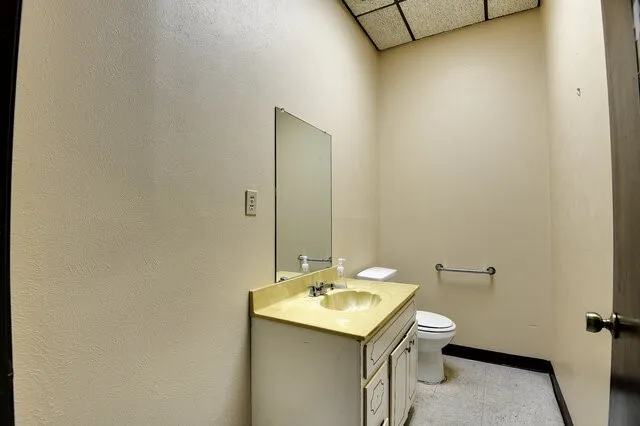 Office For Sale in Dallas County , 529 W Wheatland Road, Duncanville, Texas 75116, 0, 0, Garage spaces, 0 Sqft, built in 1979, Preowned, Price $1,200,000, mls#21015931, Real Estate Agent in Duncanville, Homes For Sale in Dallas county, Homes For Sale in Duncanville, Realtor in Duncanville Texas, Real Estate Brokerage Independent Realty Texas, Luminita Cordes Realtor