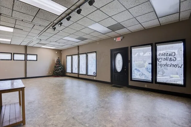 Office For Sale in Dallas County , 529 W Wheatland Road, Duncanville, Texas 75116, 0, 0, Garage spaces, 0 Sqft, built in 1979, Preowned, Price $1,200,000, mls#21015931, Real Estate Agent in Duncanville, Homes For Sale in Dallas county, Homes For Sale in Duncanville, Realtor in Duncanville Texas, Real Estate Brokerage Independent Realty Texas, Luminita Cordes Realtor