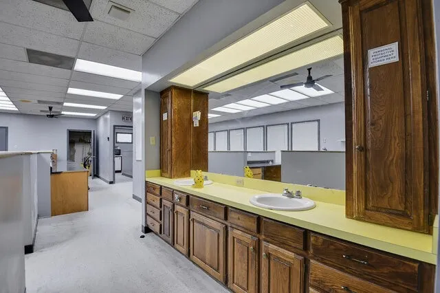 Office For Sale in Dallas County , 529 W Wheatland Road, Duncanville, Texas 75116, 0, 0, Garage spaces, 0 Sqft, built in 1979, Preowned, Price $1,200,000, mls#21015931, Real Estate Agent in Duncanville, Homes For Sale in Dallas county, Homes For Sale in Duncanville, Realtor in Duncanville Texas, Real Estate Brokerage Independent Realty Texas, Luminita Cordes Realtor
