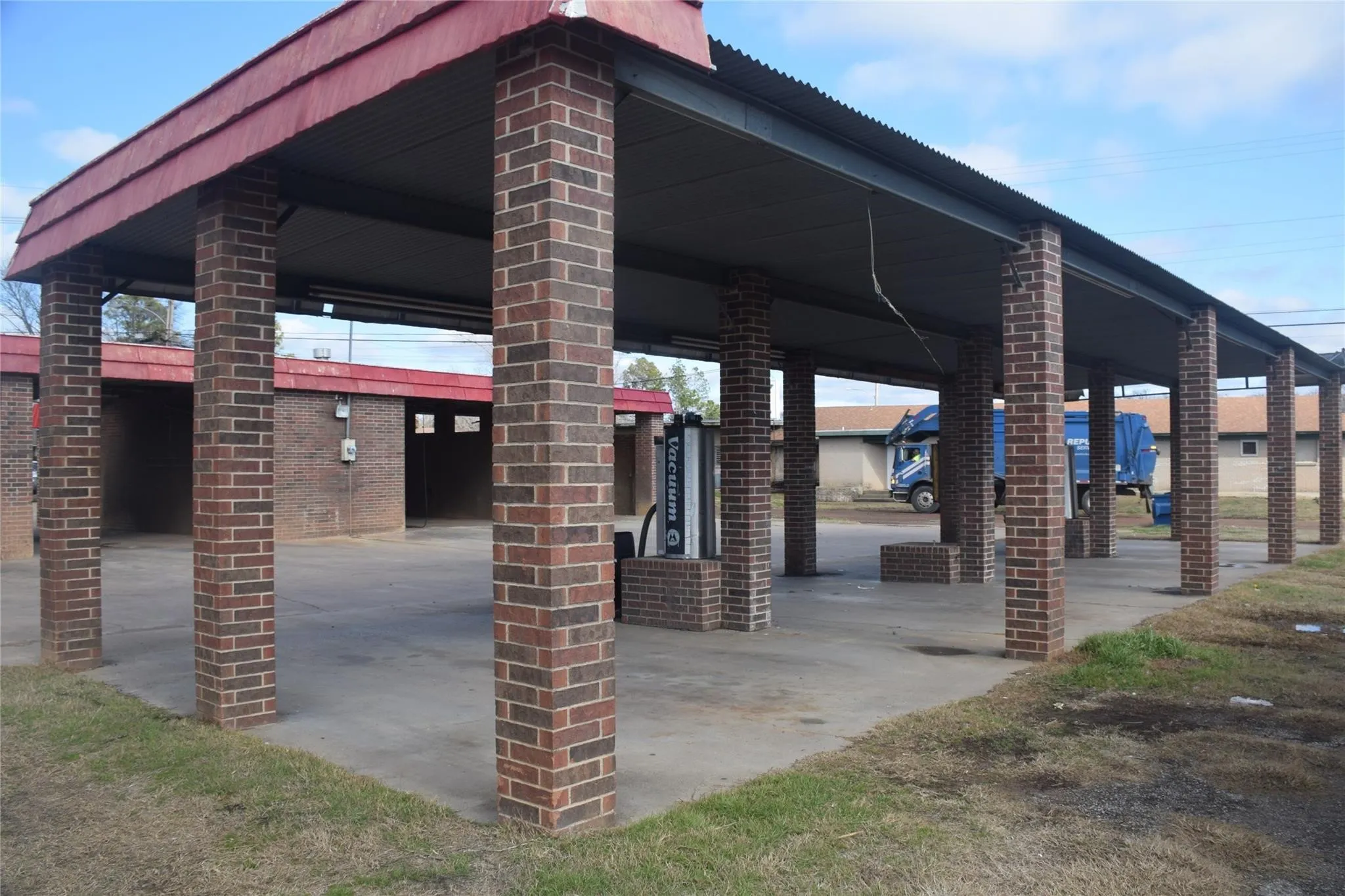Business For Sale in Wood County , 324 E Coke Road, Winnsboro, Texas 75494, 0, 0, Garage spaces, 0 Sqft, built in 1988, Price $295,000, mls#21018572, Real Estate Agent in Winnsboro, Homes For Sale in Wood county, Homes For Sale in Winnsboro, Realtor in Winnsboro Texas, Real Estate Brokerage Independent Realty Texas, Luminita Cordes Realtor